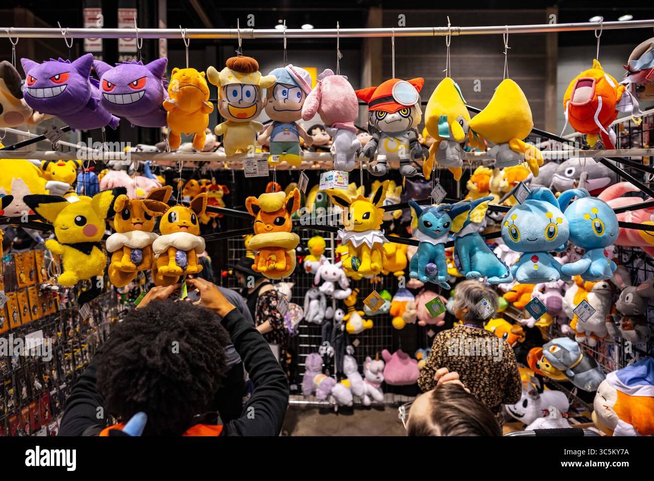 März 2020, Chicago, Illinois, USA: Merchandise and Toys in Hülle und Fülle auf der C2E2 (Foto: © Chris Riha/ZUMA Wire) Stockfoto