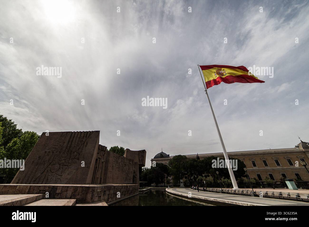 Mai 2020, Madrid, MADRID, SPANIEN: Plaza de Colon im Barrio de Salamanca, leer um 12 Uhr während einer Pandemie COVID-19 bis 7. Mai 2020 in Madrid, Spanien (Kreditbild: © Joaquin Corchero/AFP7 Via ZUMA Wire) Stockfoto