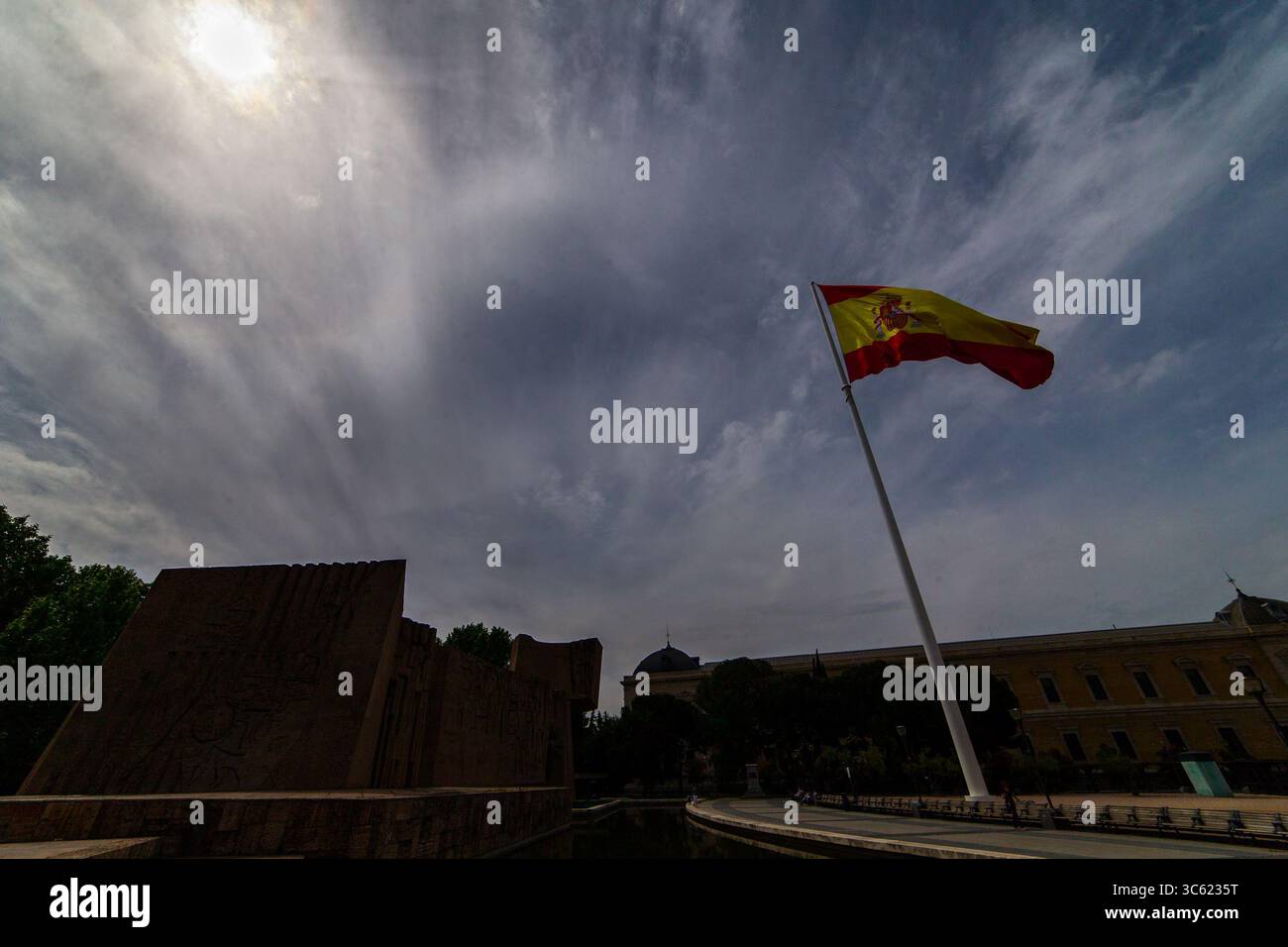 Mai 2020, Madrid, MADRID, SPANIEN: Plaza de Colon im Barrio de Salamanca, leer um 12 Uhr während einer Pandemie COVID-19 bis 7. Mai 2020 in Madrid, Spanien (Kreditbild: © Joaquin Corchero/AFP7 Via ZUMA Wire) Stockfoto