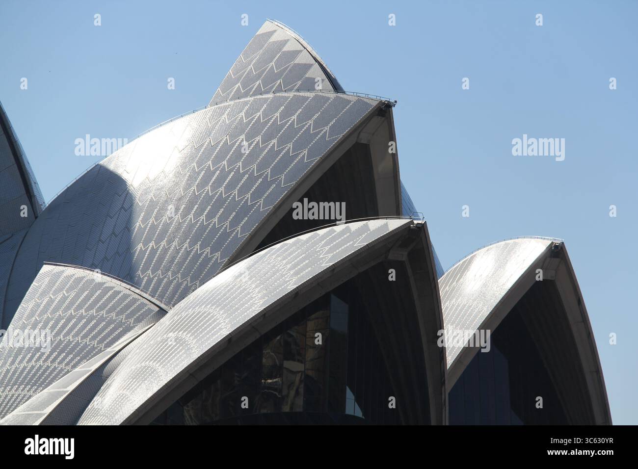 Interessante Winkel der Segel des Opernhauses von sydney Stockfoto