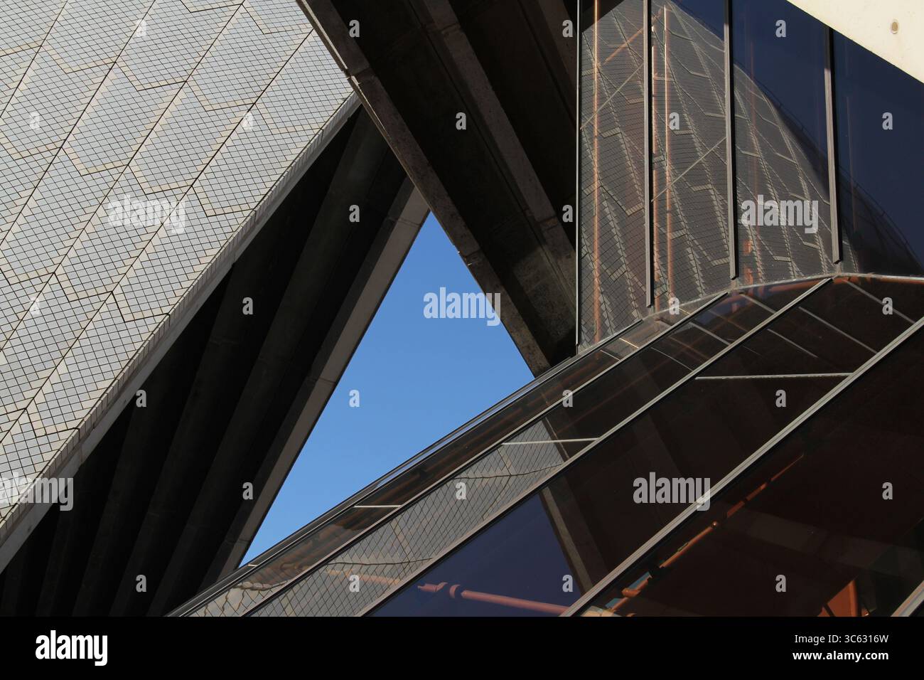 Interessante Winkel der Segel des Opernhauses von sydney Stockfoto