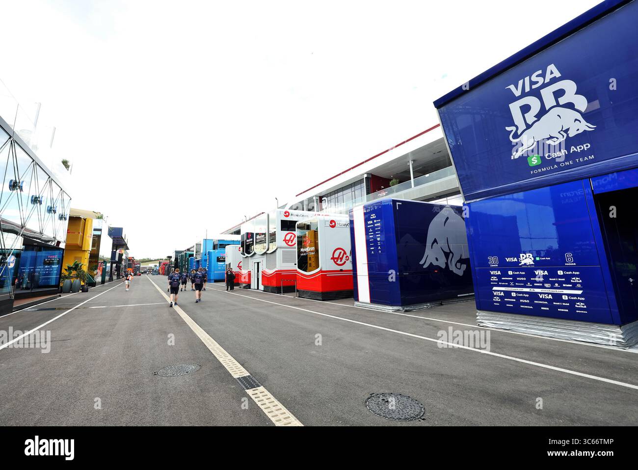 Budapest, Ungarn. 31. Juli 2025. Fahrerlager-Atmosphäre. 31.07.2025. Formel-1-Weltmeisterschaft, Rd 14, Großer Preis Von Ungarn, Budapest, Ungarn, Vorbereitungstag. Das Foto sollte lauten: XPB/Alamy Live News. Stockfoto