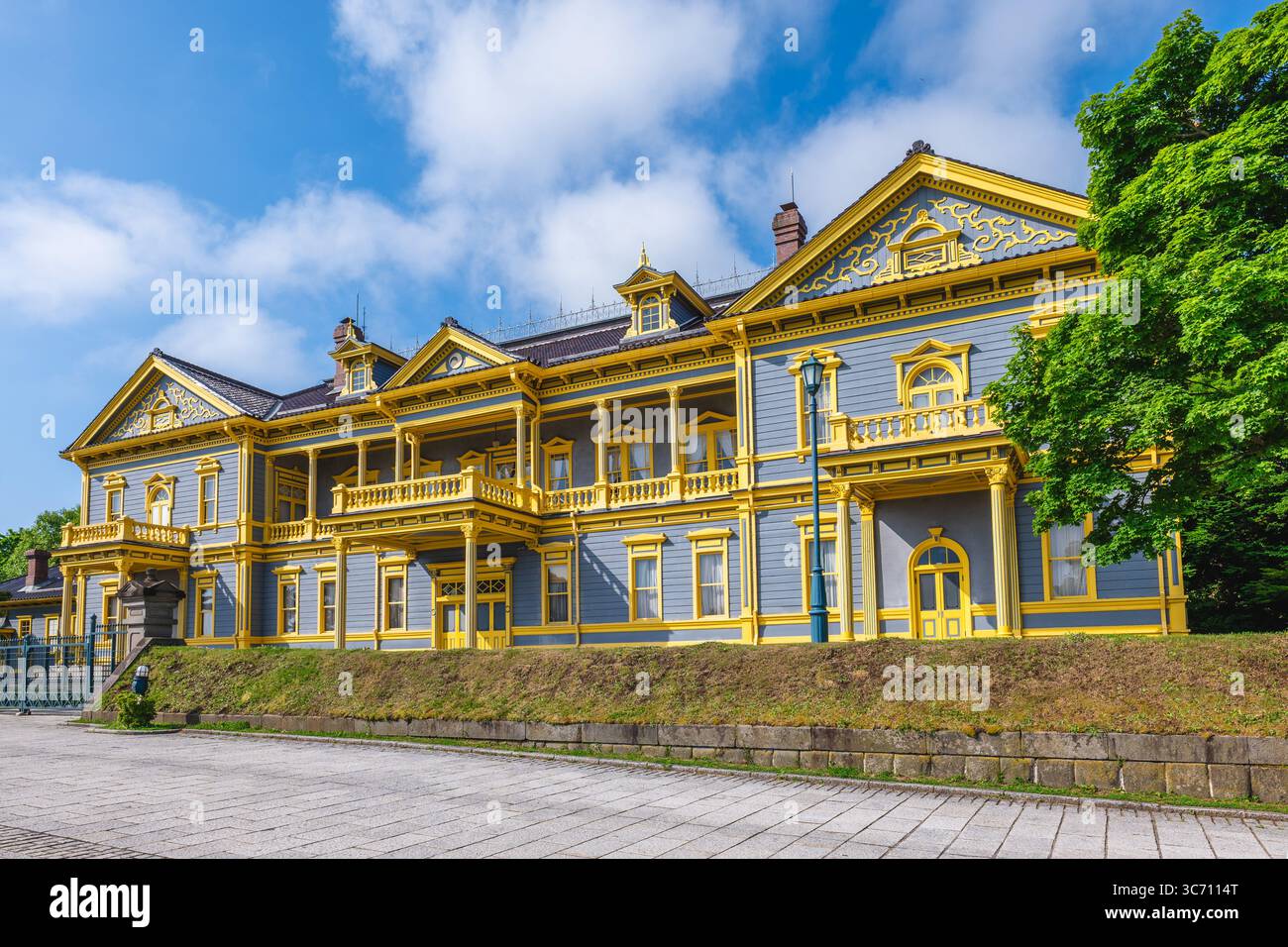 Alte öffentliche Halle der Hakodate-Station in Hakodate, Hokkaido, Japan Stockfoto