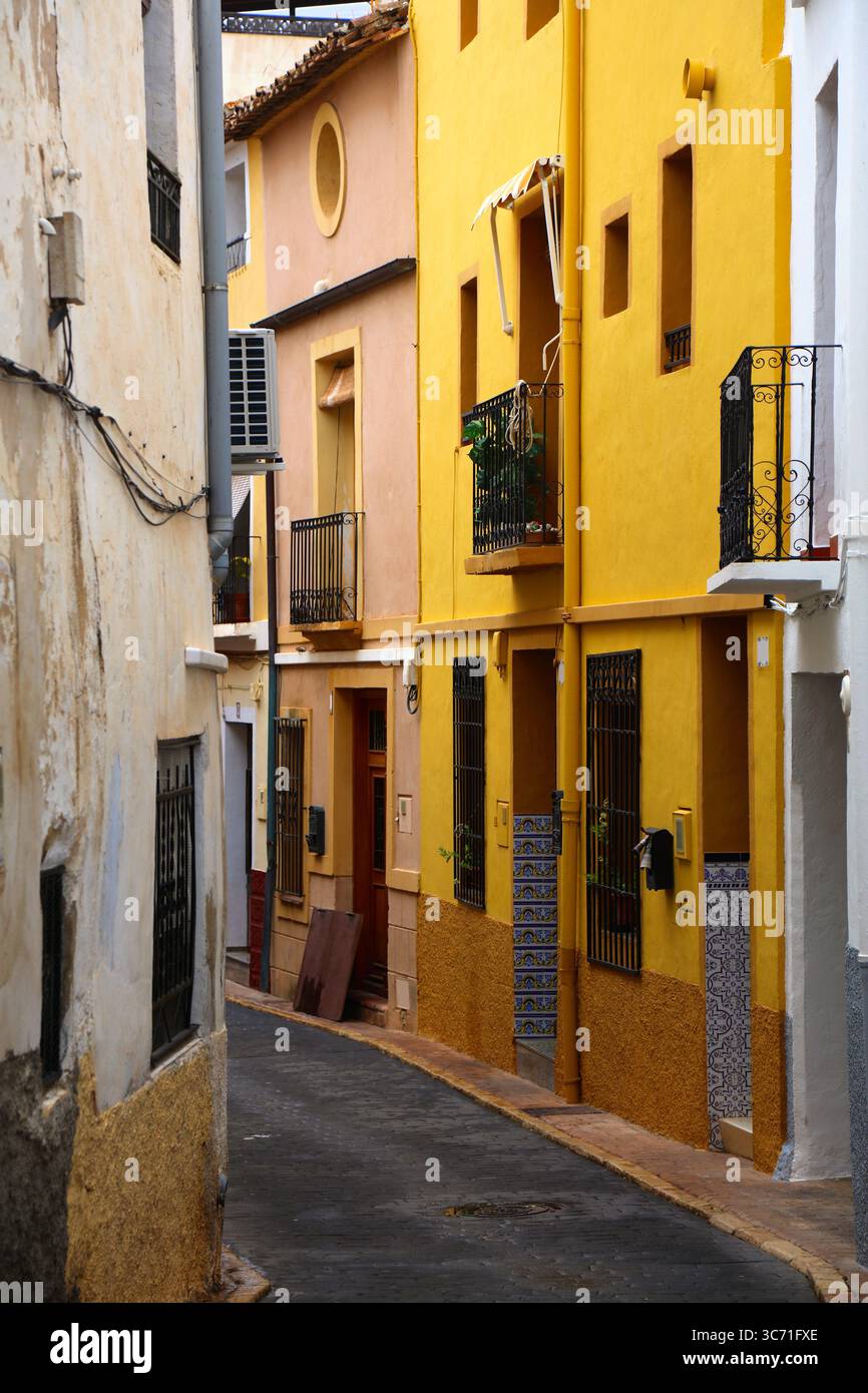 Polop Stadt in Spanien, auch bekannt als Polop de la Marina. Comarca Marina Baixa, Alicante, Valencianische Gemeinschaft, Spanien. Stockfoto