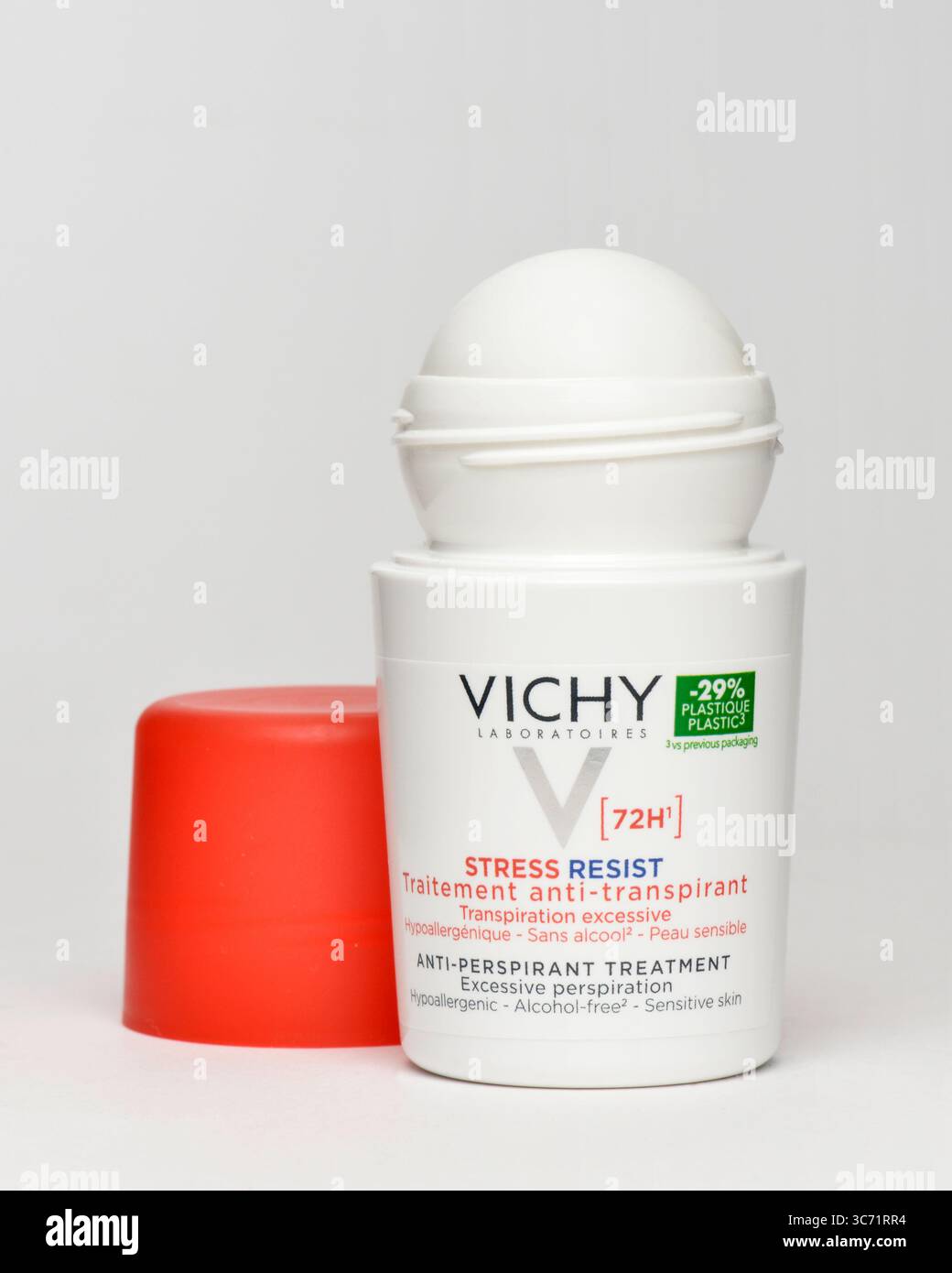 Vichy Stress Resist 72h Anti-Transpirant Roll-on Deodorant neue Design Verpackung, von Vichy Laboratoires, empfindliche Hautpflege Französisch Kosmetik Produkt Stockfoto