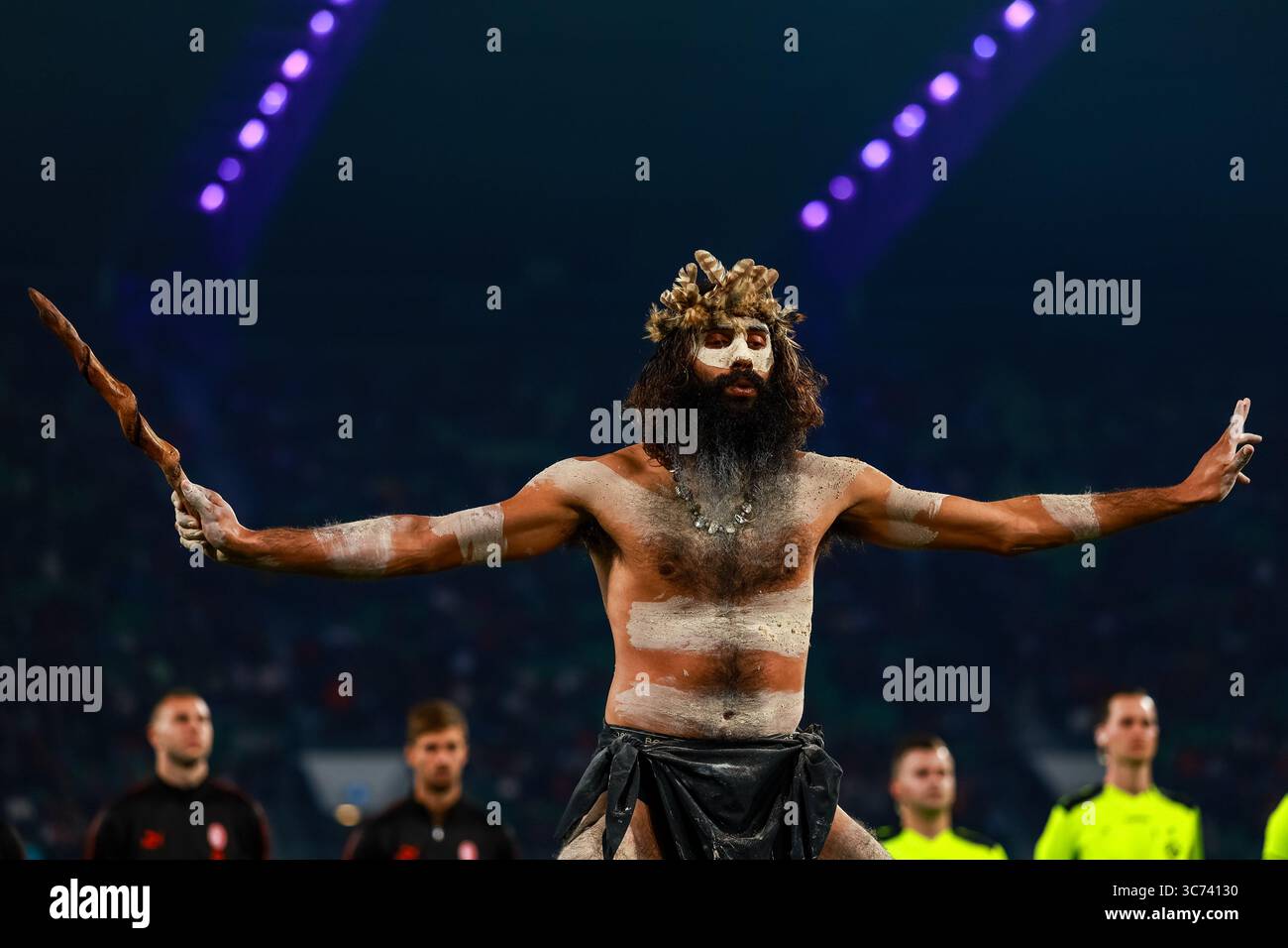 Perth, Australien. 31. Juli 2025. Perth, Australien, 31. Juli 2025: Australien Willkommen zur Country Ceremony vor dem Spiel der Asia-Pacific Pre-Season Tour 2025 zwischen AC Mailand und Perth Glory im HBF Park in Perth, Australien. (Ramiro Larguía/SPP) Credit: SPP Sport Press Photo. /Alamy Live News Stockfoto