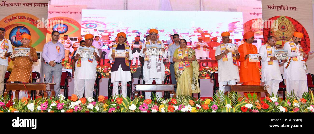 Jaisalmer, Indien, 31. Juli 2025: Rajasthan-Ministerpräsident Bhajanlal Sharma weiht das monatelange „Netra Kumbh 2025“ (Mega Eye Camp) in Ramdevra in Jaisalmer ein. Quelle: Sumit Saraswat / Alamy Live News Stockfoto