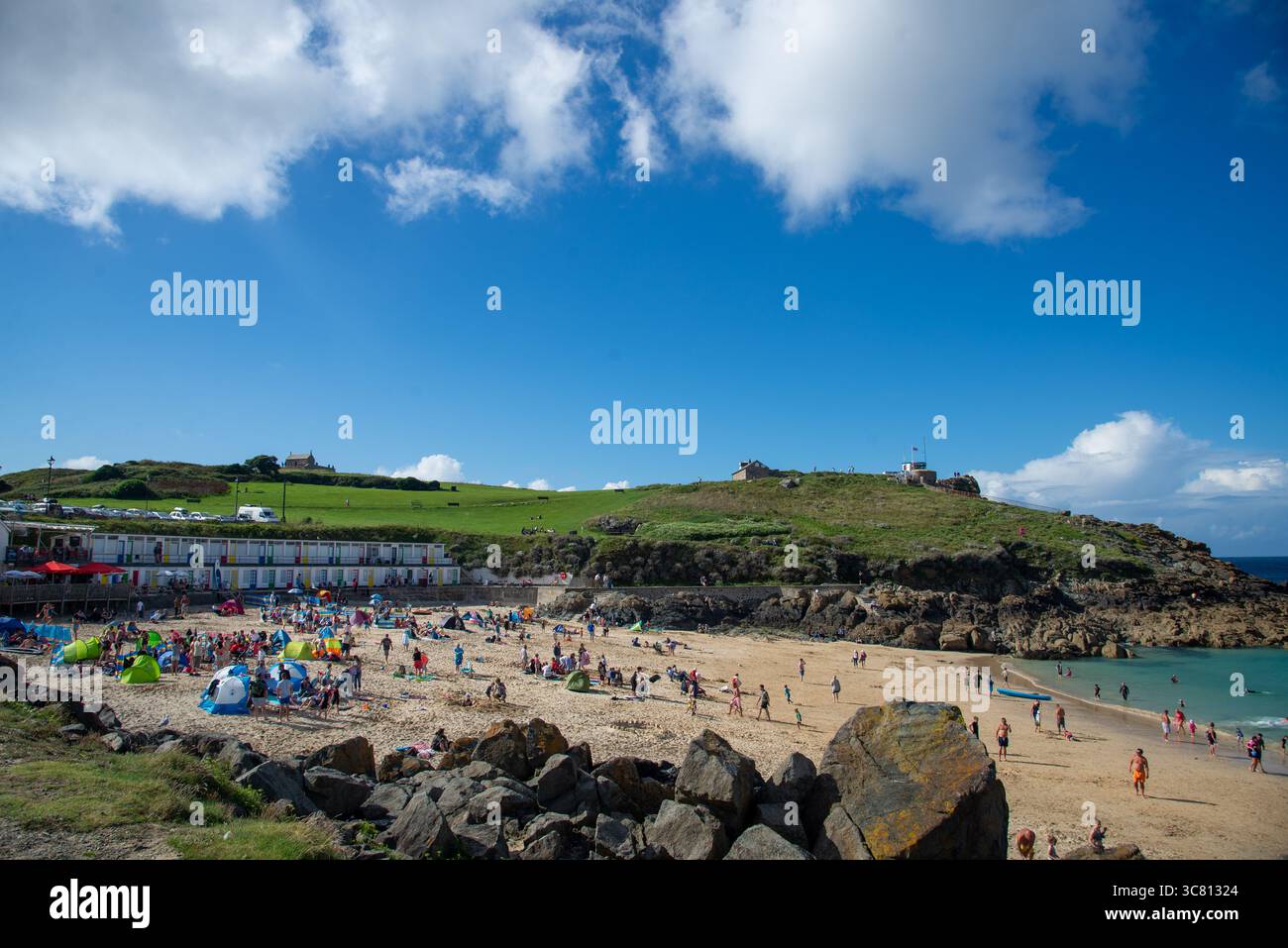 Direkt am Meer in St. Ives, Cornwall, England Stockfoto