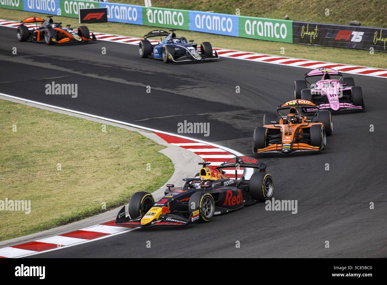 03 MARTI Pepe (Spa), Campos Racing, Dallara F2 2024, Action 06 VERSCHOOR Ricard (nld), MP Motorsport, Dallara F2 2024, Action 10 MINI Gabriele (ita), Prema Racing, Dallara F2 2024, Action während der 10. Runde der FIA Formel 2 Meisterschaft 2025 vom 1. Bis 3. August 2025 auf dem Hungaroring in Mogyorod, Ungarn Stockfoto