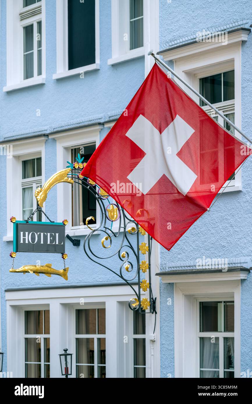 Schweizer Flagge, Appenzell, Kanton Appenzell Innerrhoden, Schweiz Stockfoto