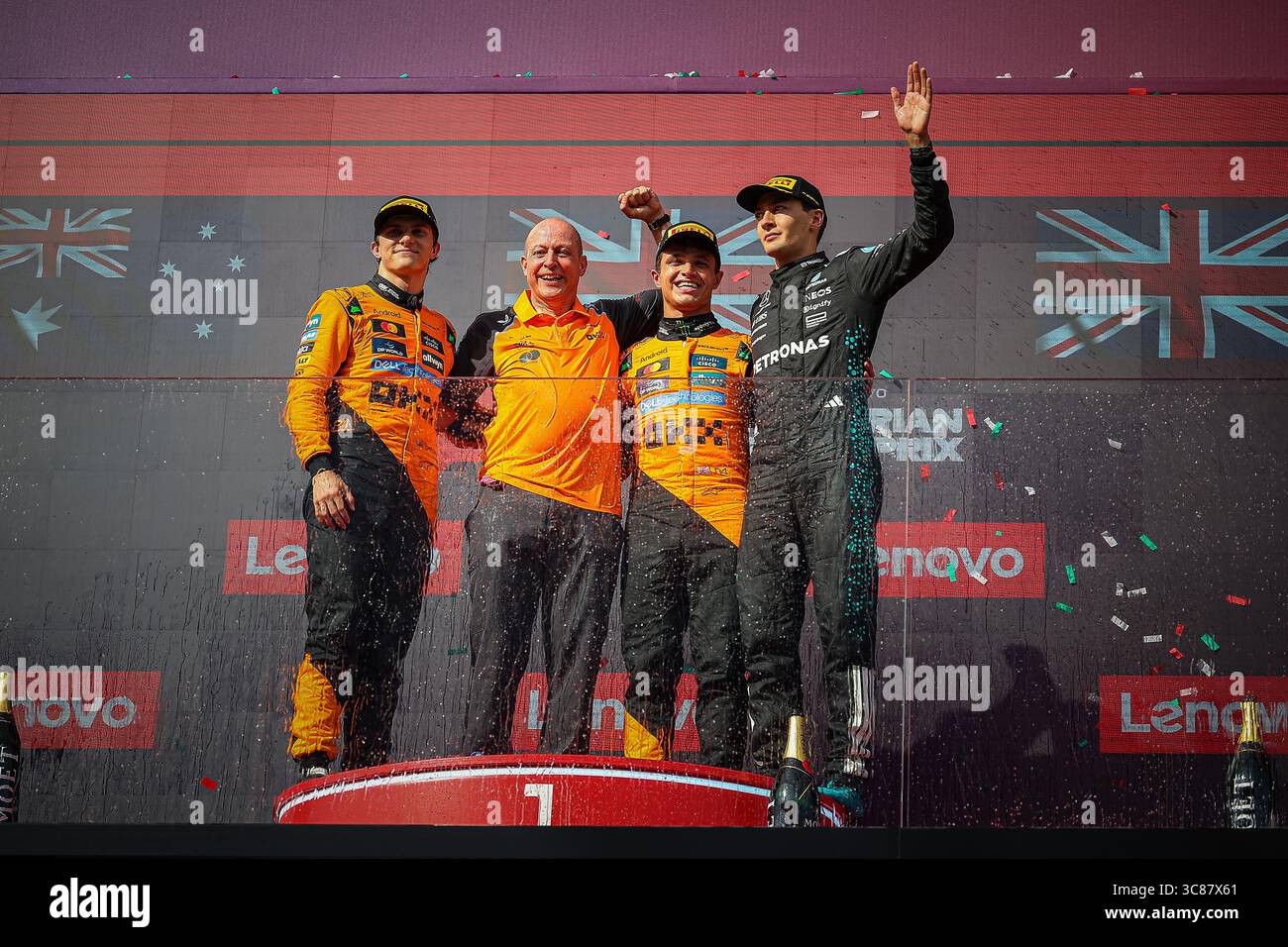 Podium des Rennens: Lando Norris vor Oscar Piastri und George Russel während des ungarischen GP, Budapest 31. Juli bis 4. August 2025. Formel 1 World ch Stockfoto