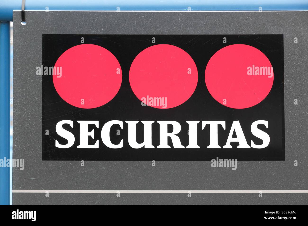 Securitas ist eine Gruppe für Überwachung, Beratung und Untersuchung von Sicherheitsdiensten mit Sitz in Schweden. Die Gruppe beschäftigt 300.000 Mitarbeiter in über 60 Ländern Stockfoto