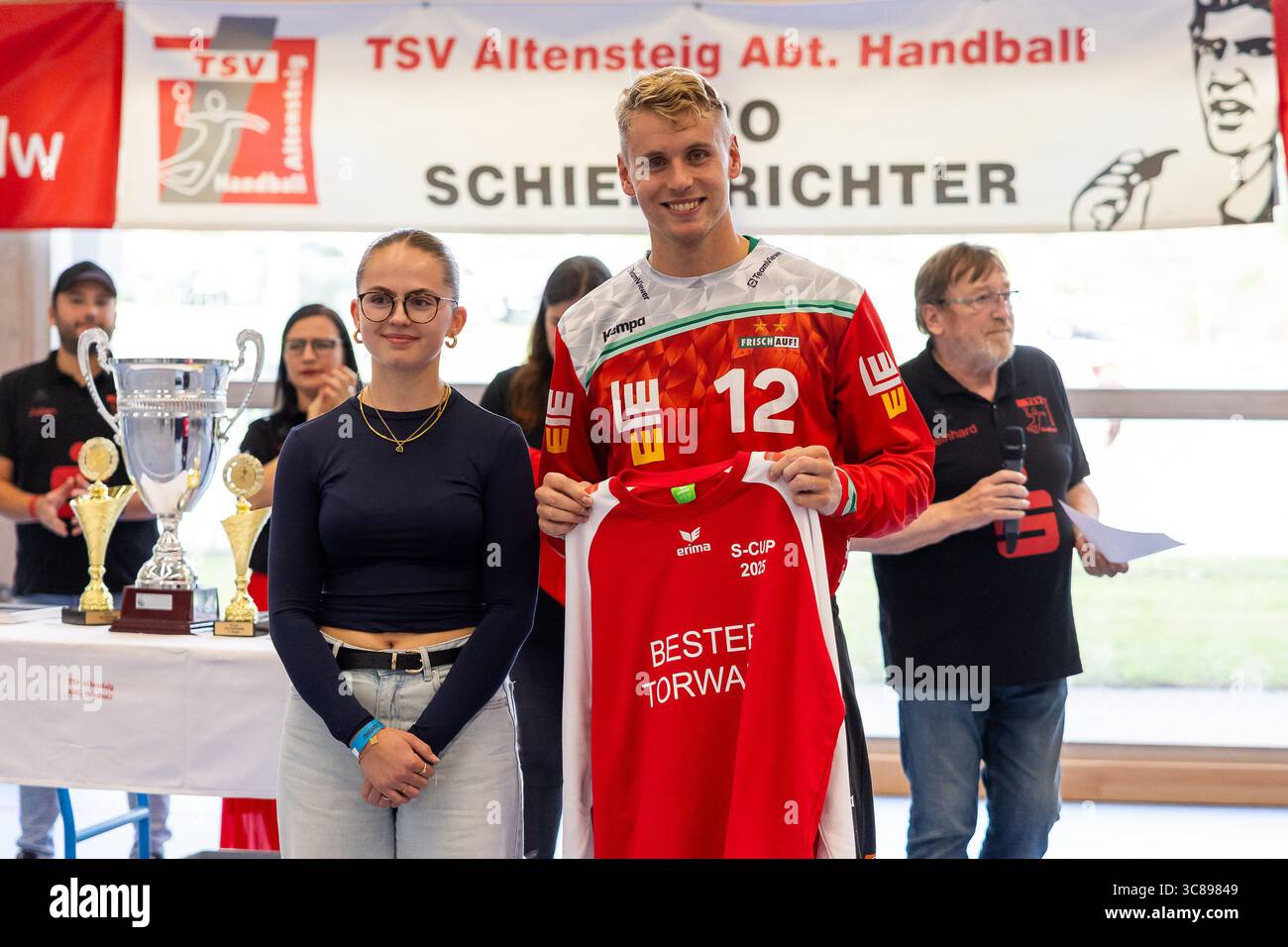 KRISTIAN SAEVERAS (FRISCH AUF! Goeppingen, #12) FRISCH AUF! Goeppingen (FAG) vs. TVB 1898 Stuttgart (TVB), Handball, Maenner, S-Cup Altensteig 2025, Finale, Spielzeit 2025/2026, 03.08.2025 Foto: Eibner-Pressefoto/Oliver Schmidt Stockfoto