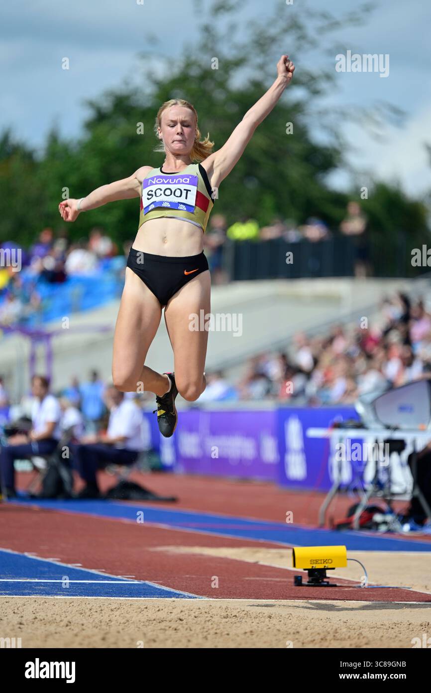 Birmingham. August 2025. Birmingham 3. August: SCOOT Georgina Team: Torbay AC bei der Novuna UK Leichtathletik Meisterschaft im Alexander Stadium, Birmingham Credit: PATRICK ANTHONISZ/Alamy Live News Stockfoto