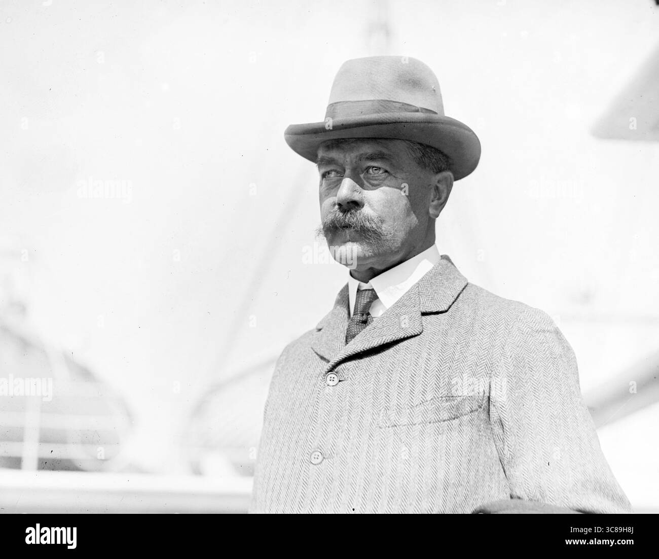 Lord Kitchener, Feldmarschall Horatio Herbert Kitchener, (1850–1916) Offizier der britischen Armee und Kolonialverwalter. Stockfoto