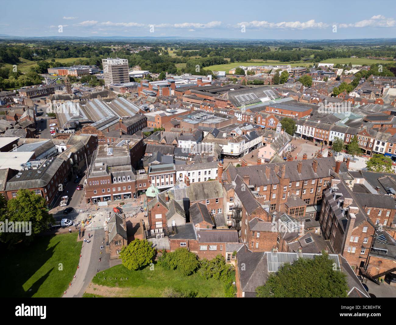 Luftaufnahme des Stadtzentrums von Carlisle in Cumbria, England. Die Szene umfasst Geschäftsstraßen Stockfoto