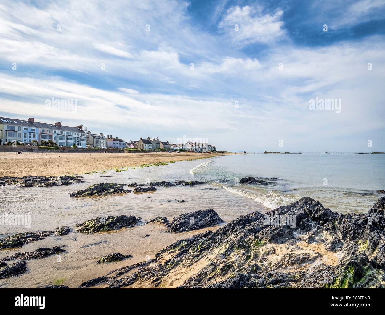 Rhosneigr Beach an der Westküste von Anglesey, Nordwales, Großbritannien. Stockfoto