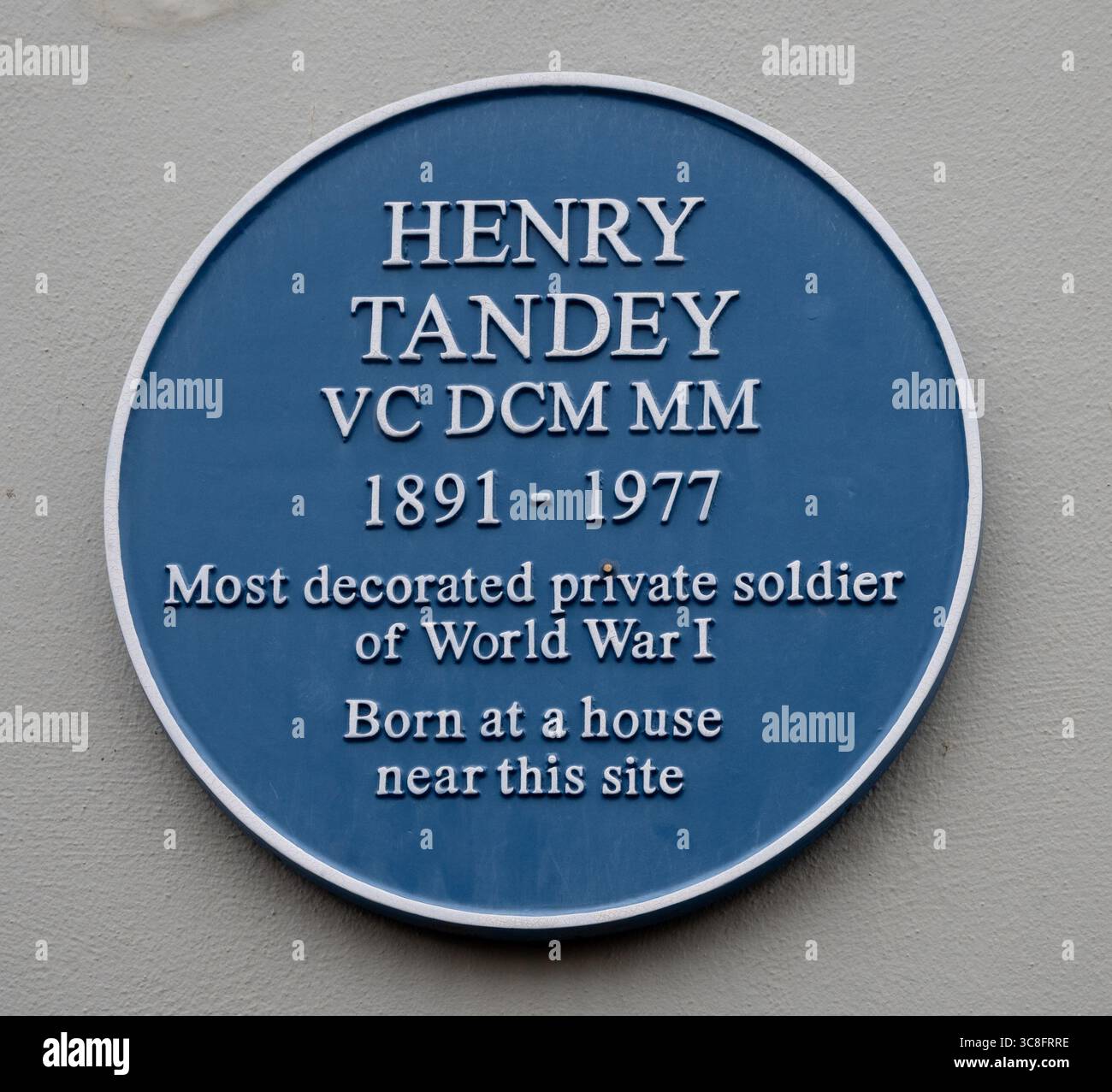 Private Henry Tandey blaue Plakette, Leamington Spa, Warwickshire, England, Großbritannien Stockfoto