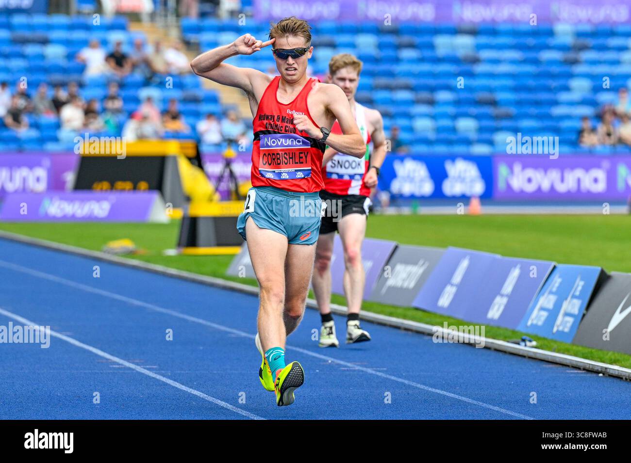 Birmingham, Großbritannien, Alexander Athletics Stadium. August 2025. Novuna Leichtathletik-Meisterschaften 2025. Im Bild: Cameron Corbishley gewann den 5000 m Race Walk für Herren. Quelle: Mark Dunn/Alamy Live News Stockfoto