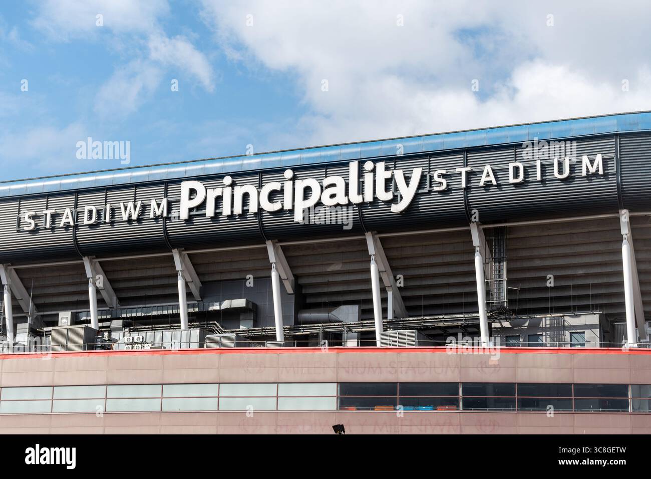 Principality Stadium, das Nationalstadion von Wales, früher Millennium Stadium, in Cardiff City, South Wales, Großbritannien Stockfoto