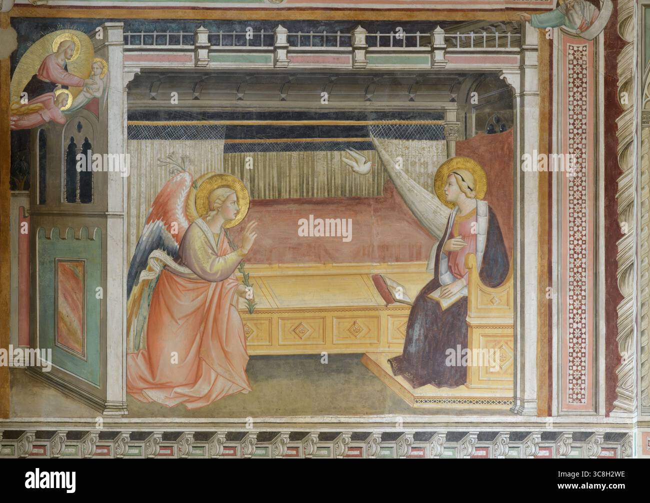Verkündigungsfresko von Agnolo Gaddi in der Kapelle des Heiligen Gürtels (Cappella del Sacro Cingolo), Kathedrale von Prato, Prato, Toskana, Italien Stockfoto