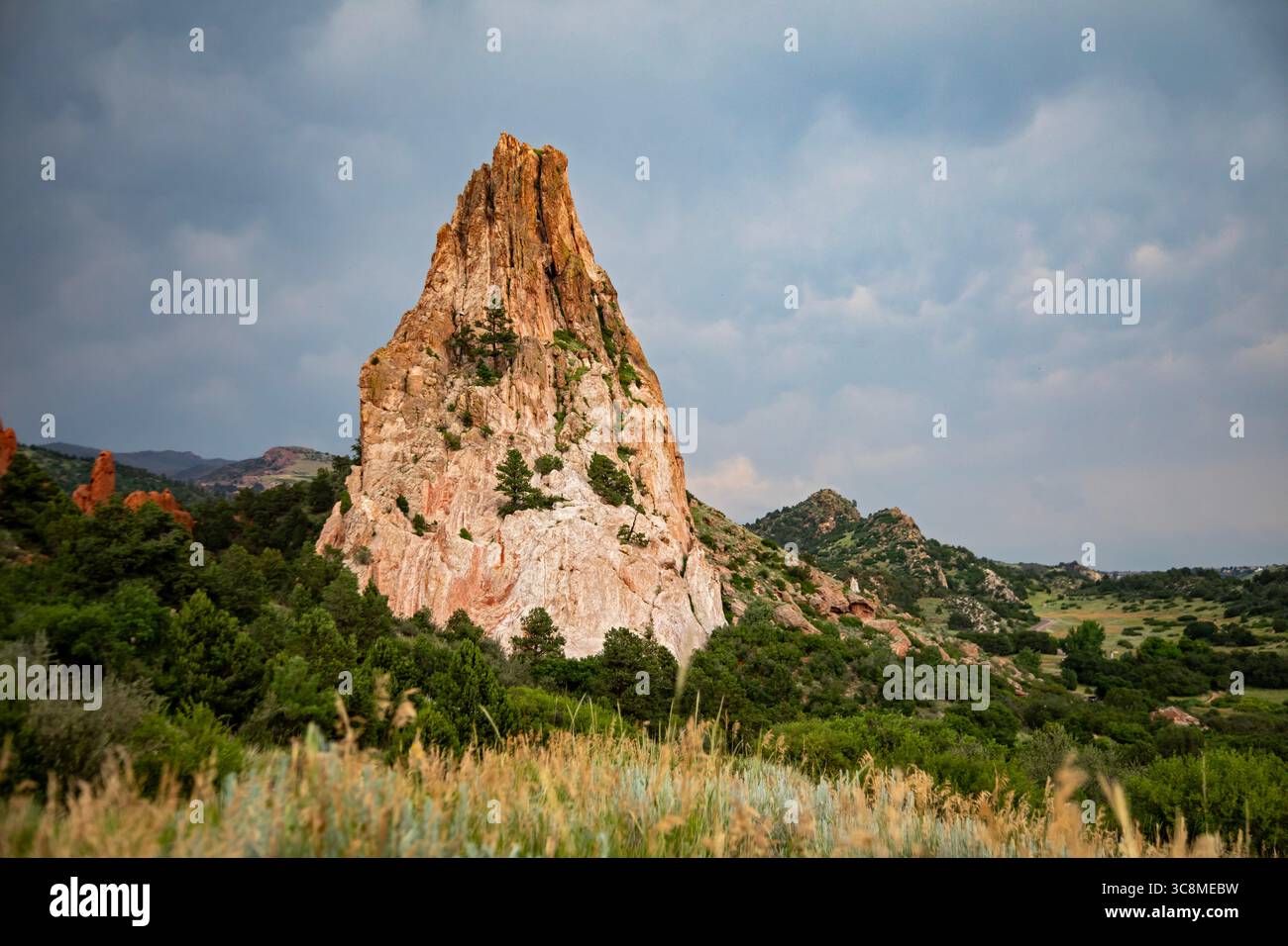 Colorado Springs, Colorado - der Garten der Götter, ein Stadtpark mit spektakulären Felsformationen am Fuße der Rocky Mountains. Stockfoto
