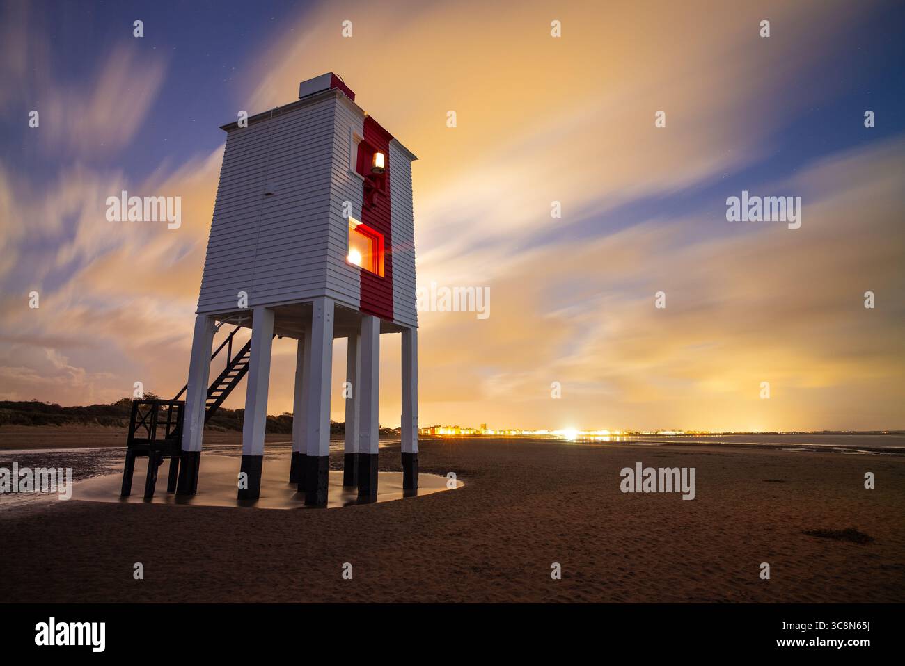 Der niedrige Leuchtturm in Burnham-on-Sea an der Küste von somerset UK Stockfoto