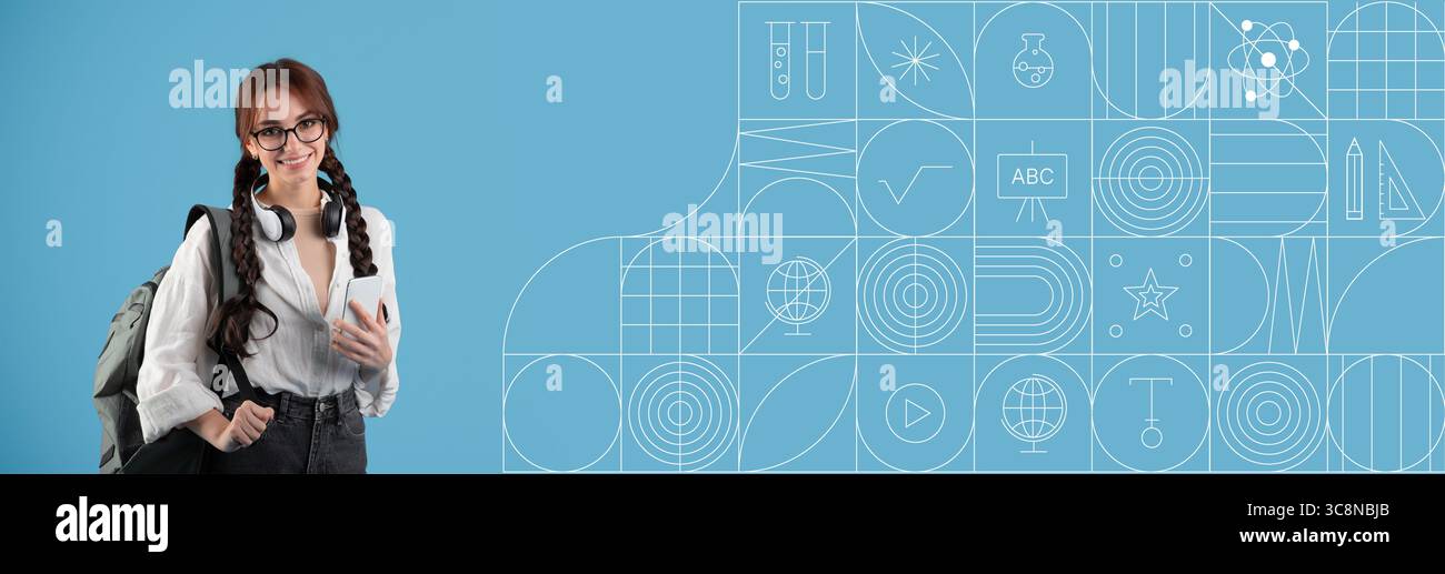 Student, der mit einem Rucksack auf einem bunten gemalten Hintergrund studiert Stockfoto