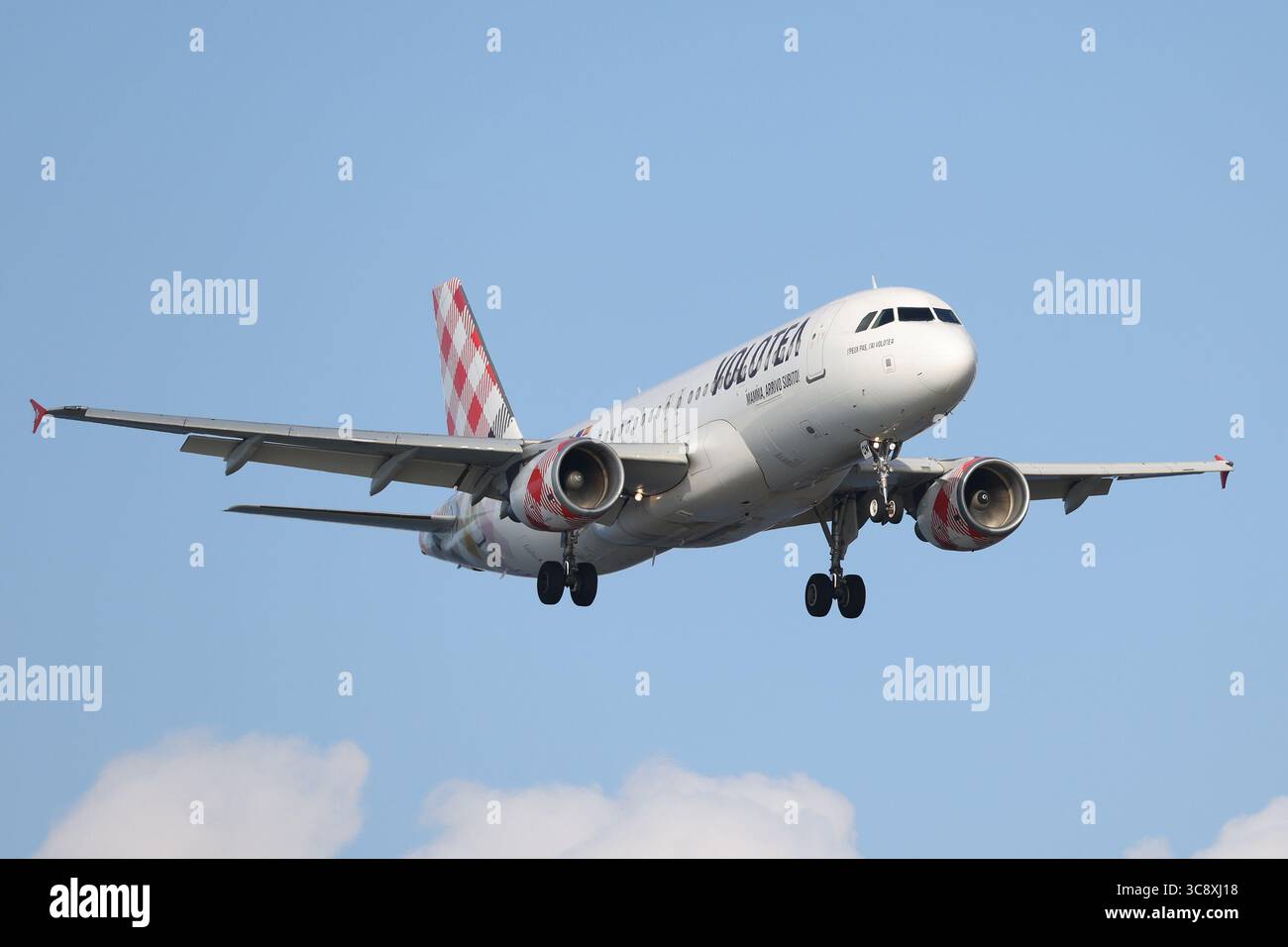 Auf dem Foto ein Airbus A320-214 der Firma Volotea Stockfoto