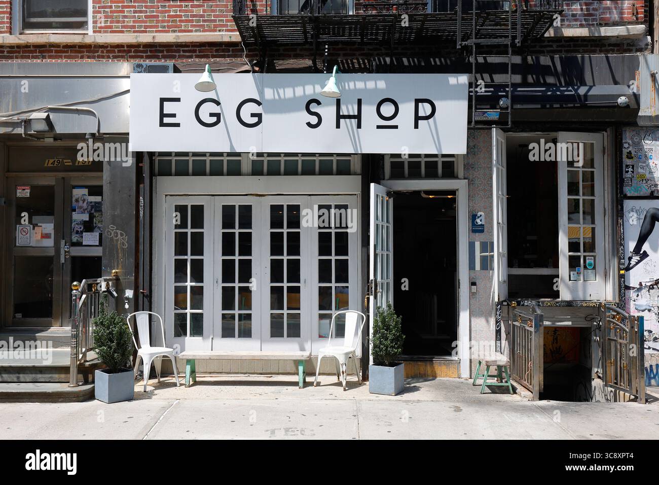 Egg Shop, 151 Elizabeth St, New York, NYC, Storefront eines Frühstücksrestaurants in Manhattans Stadtteil Nolita. Stockfoto