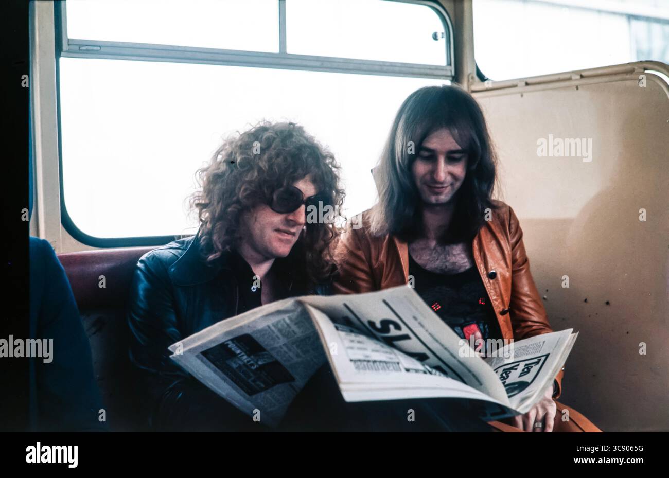 Ian Hunter, Leadsänger und Gitarrist der britischen Rockband Mott The Hoople. Stockfoto