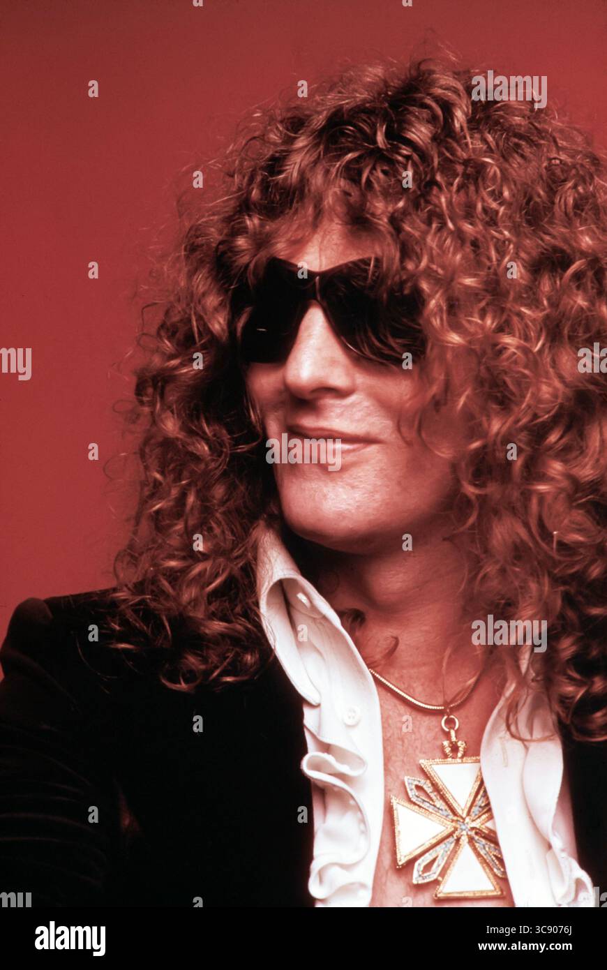Ian Hunter, Leadsänger und Gitarrist der britischen Rockband Mott The Hoople. Foto aus dem Jahr 1973. Stockfoto