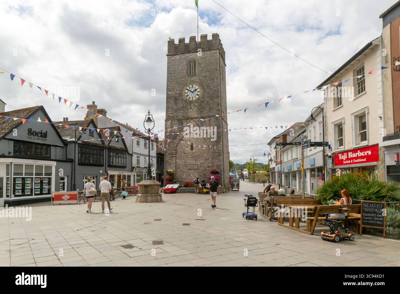 St. Leonard's Tower oder der „Clock Tower“, Newton Abbot, Devon, England, Großbritannien Stockfoto
