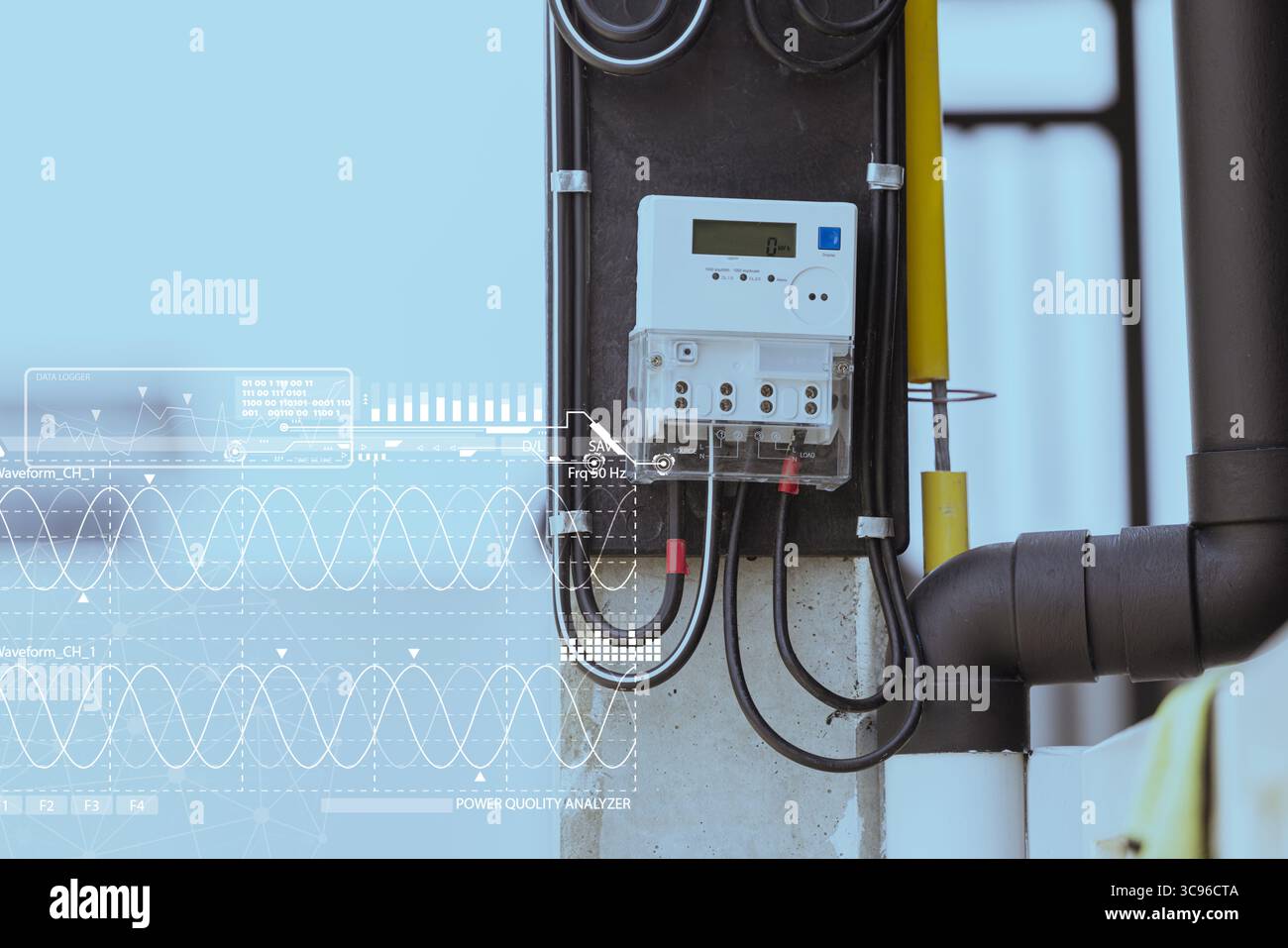 Elektrischer intelligenter Zähler, ferngesteuerter drahtloser moderner digitaler Stromverbraucher-Tracker, Stromverbraucher-Überwachungsgerät Stockfoto