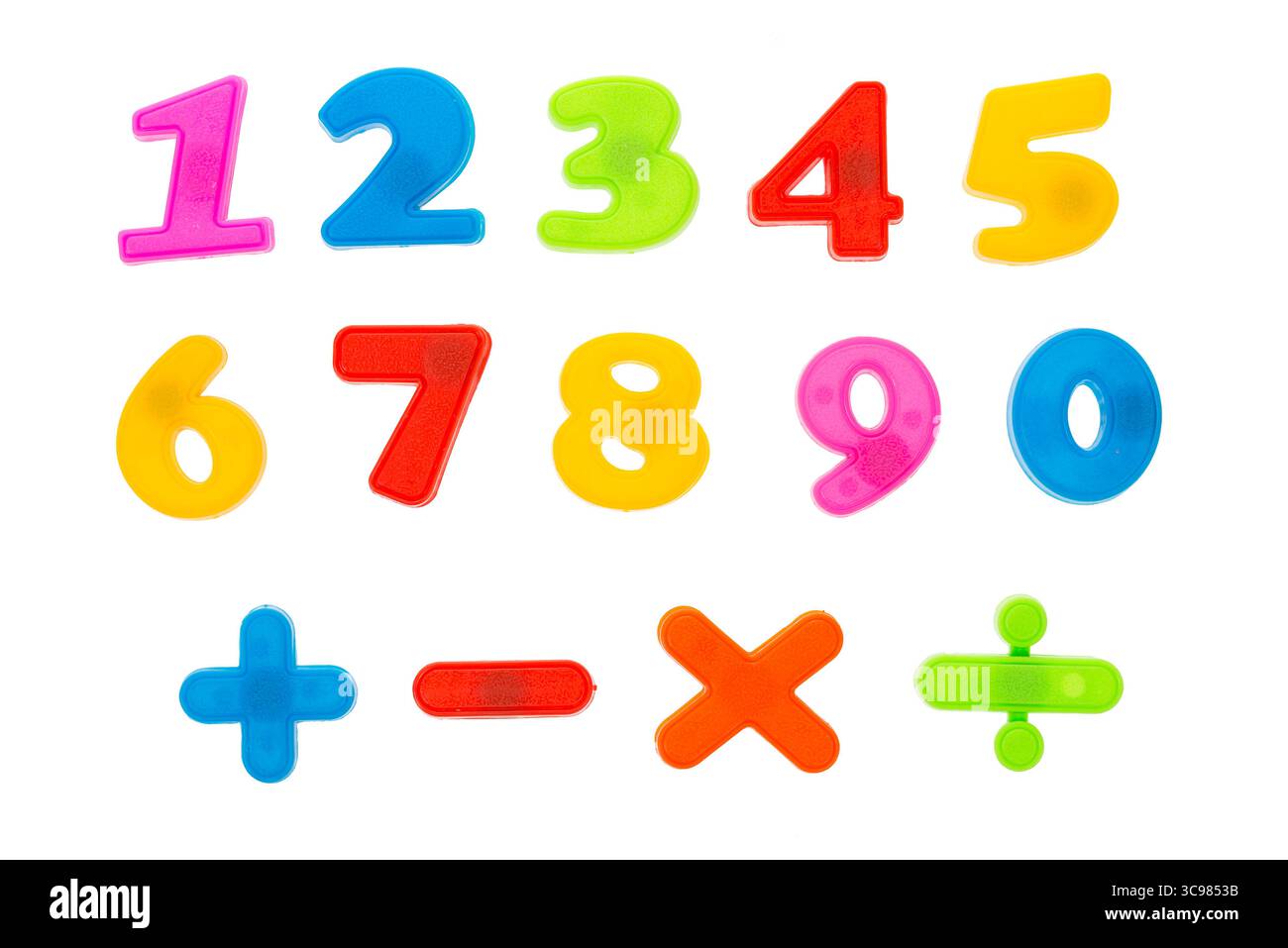 Mathematik- und Bildungsschulkonzept. Farbige Zahlen von 1 bis 9 mit Schildern isoliert auf weiß Stockfoto