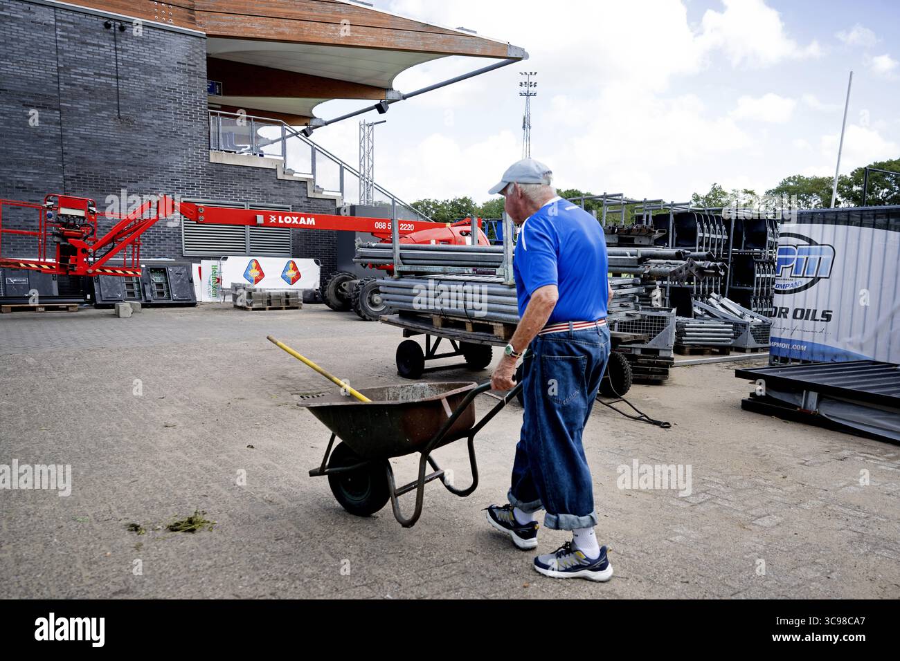 VELSEN - die Vorbereitungen für die kommende Saison sind in vollem Gange. Der Fußballverein kehrt nach 47 Jahren Abwesenheit in die Eredivisie zurück. ANP OLAF RISS Stockfoto