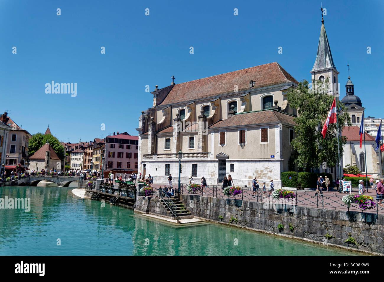 Annecy , Altstadt, Kirche Saint-Francois, vieille ville, Haute Savoie, Frankreich, Auvergne-Rhone-Alpes, Europa Kirche Saint-Francois , Kirche des heiligen Franziskus, Altstadt von Annecy, vieille ville, Fluss Thiou, Haute Savoie, Auvergne-Rhone-Alpes, Frankreich, Europa *** Annecy , Altstadt, Kirche Saint Francois, vieille ville, Haute Savoie, Frankreich, Auvergne Rhone Alpes, Europa Kirche Saint Francois, Kirche St. Francois, Altstadt von Annecy, vieille ville, Fluss Thiou, Haute Savoie, Auvergne Rhone Alpes, Frankreich, Europa Stockfoto