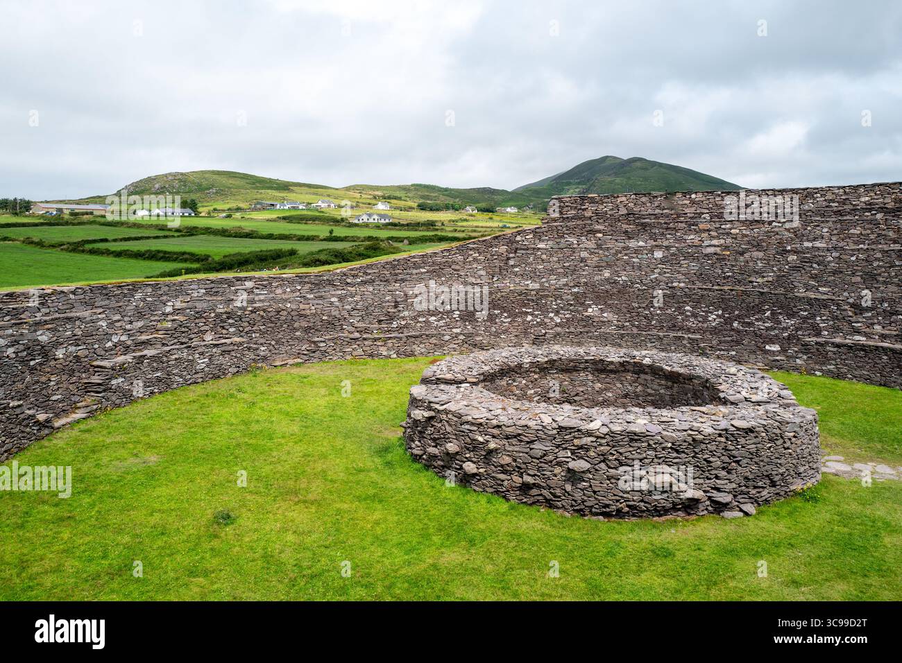 Irland West Coast County Kerry Emerald Island Ring of Kerry Cork Staigue Steinfort Stockfoto
