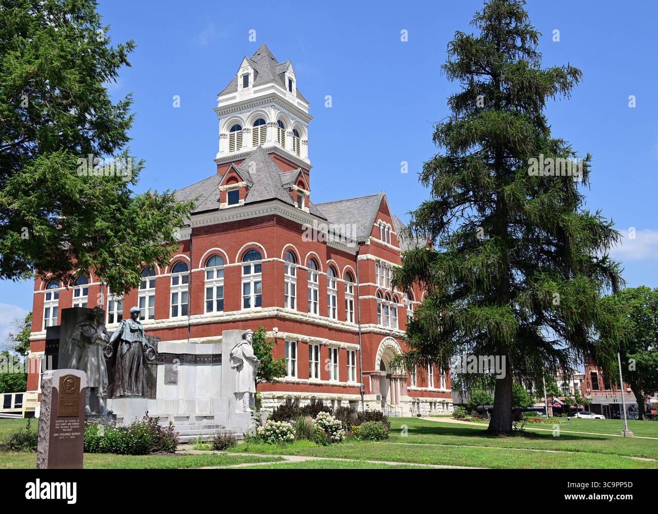 Oregon, Illinois, USA. Das Ogle County Courthouse im County Seat von Oregon, Illinois. Stockfoto