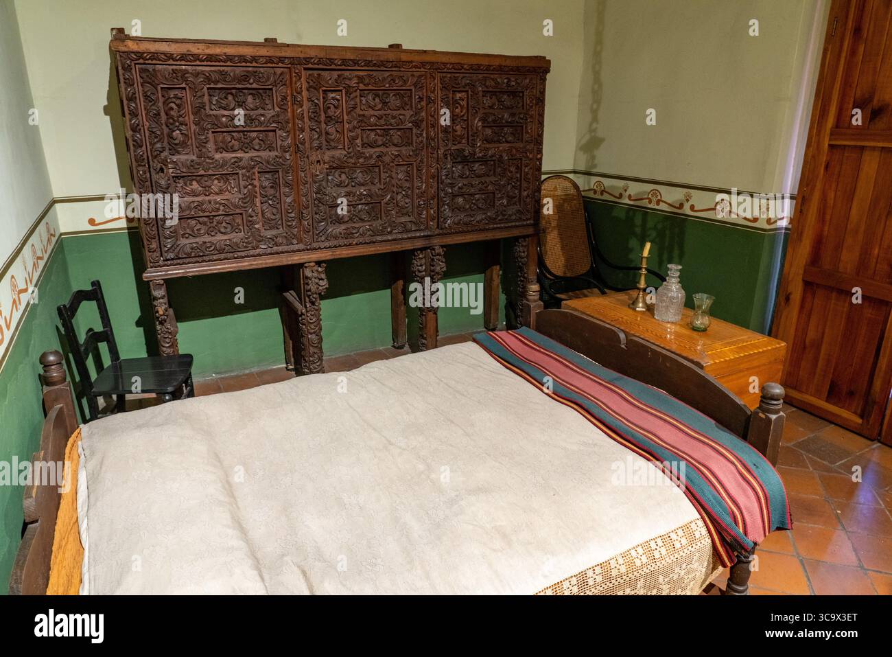 22. November 2018, Oaxaca de Juarez, Oaxaca, Mexiko: Historische Einrichtung im Casa Juarez Site Museum in Oaxaca, Mexiko, wo Benito Juarez 10 Jahre als Junge lebte. (Kreditbild: © Jon G. Fuller / Vwpics/VW Pics via ZUMA Press Wire) Stockfoto