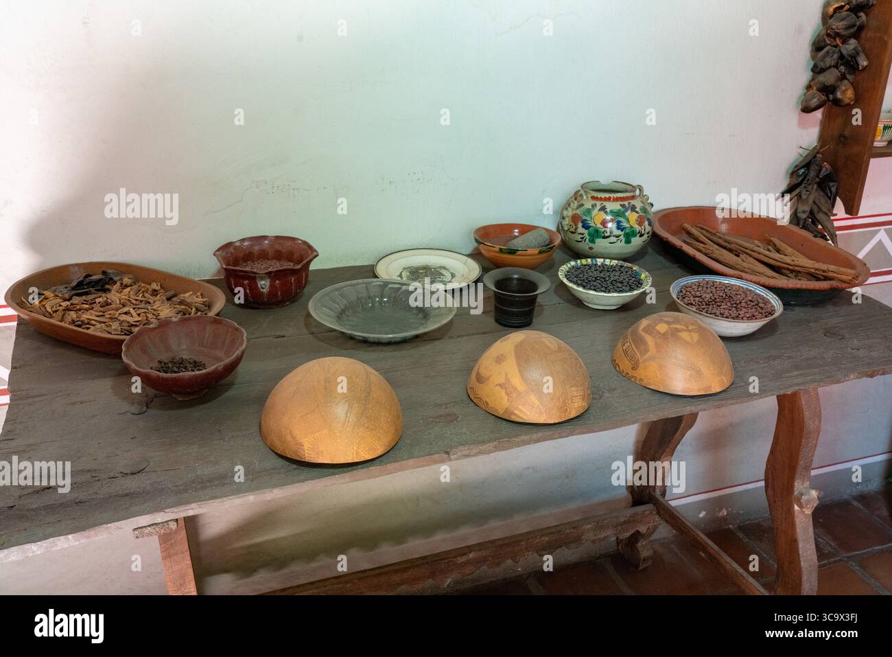 22. November 2018, Oaxaca de Juarez, Oaxaca, Mexiko: Historische Einrichtung im Casa Juarez Site Museum in Oaxaca, Mexiko, wo Benito Juarez 10 Jahre als Junge lebte. (Kreditbild: © Jon G. Fuller / Vwpics/VW Pics via ZUMA Press Wire) Stockfoto