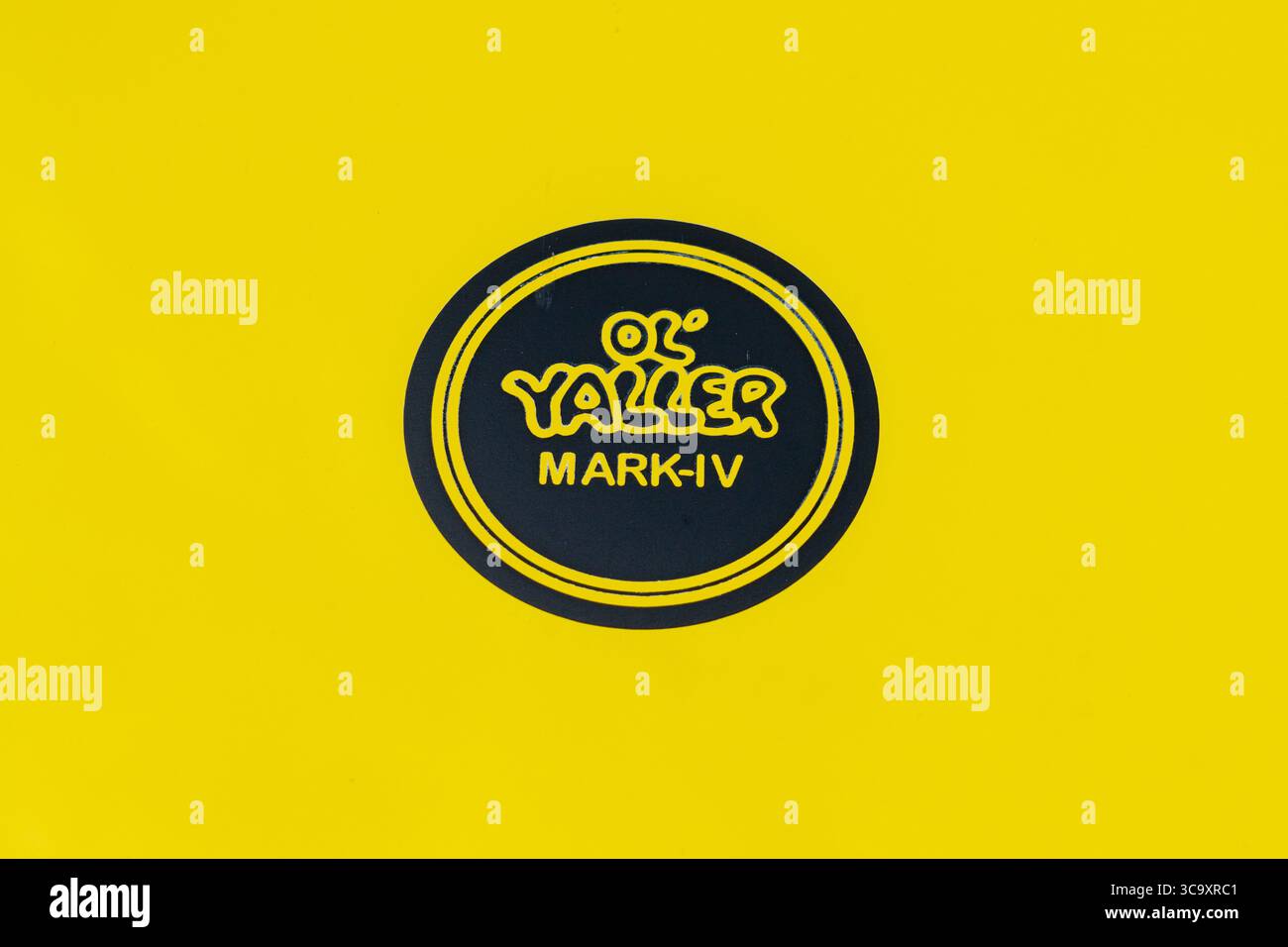 14. September 2022, Moab, Utah, USA: Der 1961 alte Yaller Mark IV, ein ehemaliger Rennwagen von Max Balchowski, der von einem Buick V-8-Motor angetrieben wird. Balchowski baute insgesamt 9 Old Yellers / ol' Yallers Autos mit den Nummern Mark I bis Mark IX. (Bild: © Jon G. Fuller / Vwpics/VW Pics via ZUMA Press Wire) Stockfoto