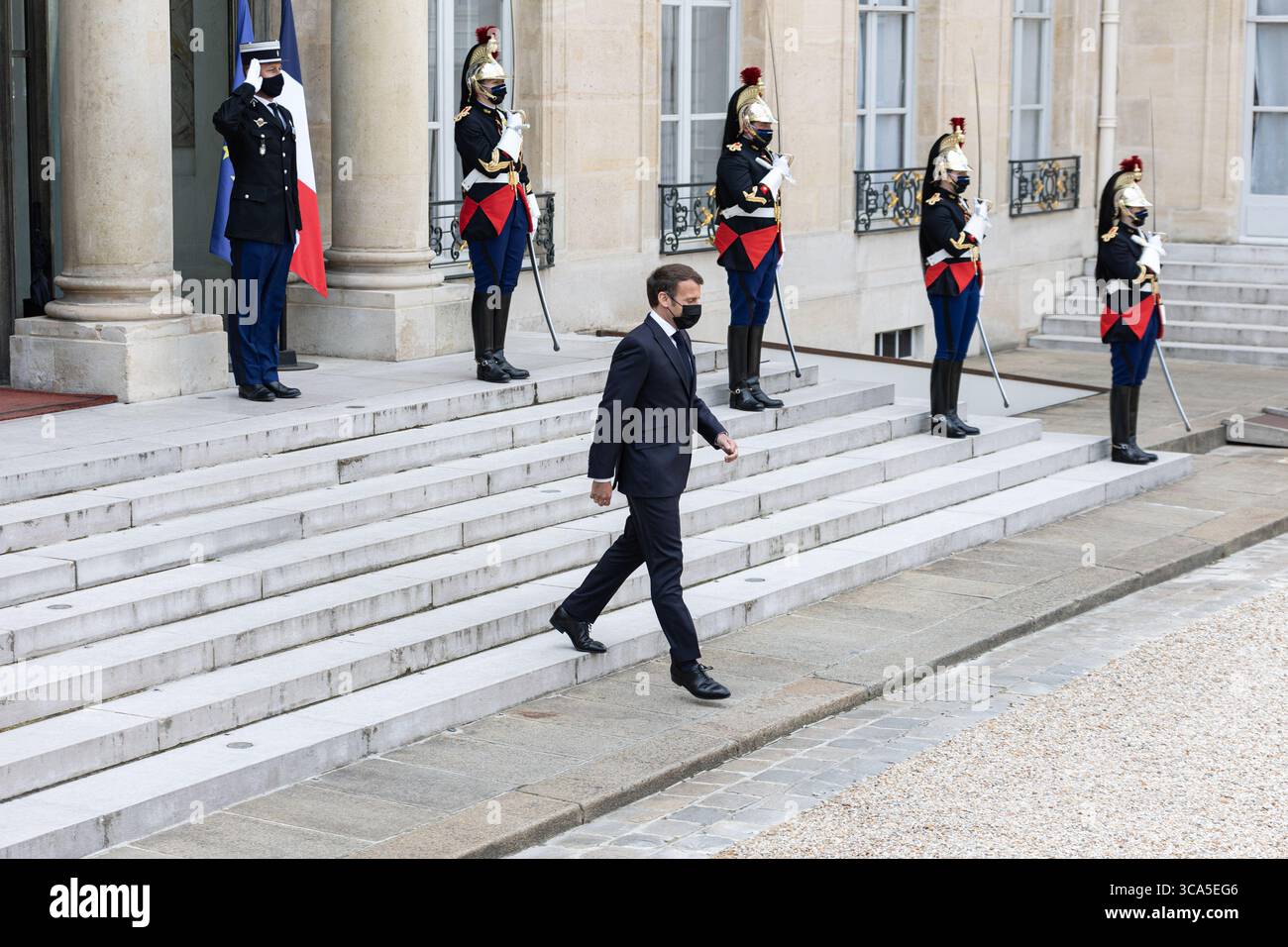 April 2021, Paris, Ile-de-France (Region, Frankreich: Arbeitsessen zwischen dem Präsidenten der Republik, Herrn Emmanuel MACRON, und dem Premierminister der Republik Slowenien, Herrn Janez JANSA, am Donnerstag, den 29. April 2021 (Foto: © Sadak Souici/ZUMA Press Wire) Stockfoto