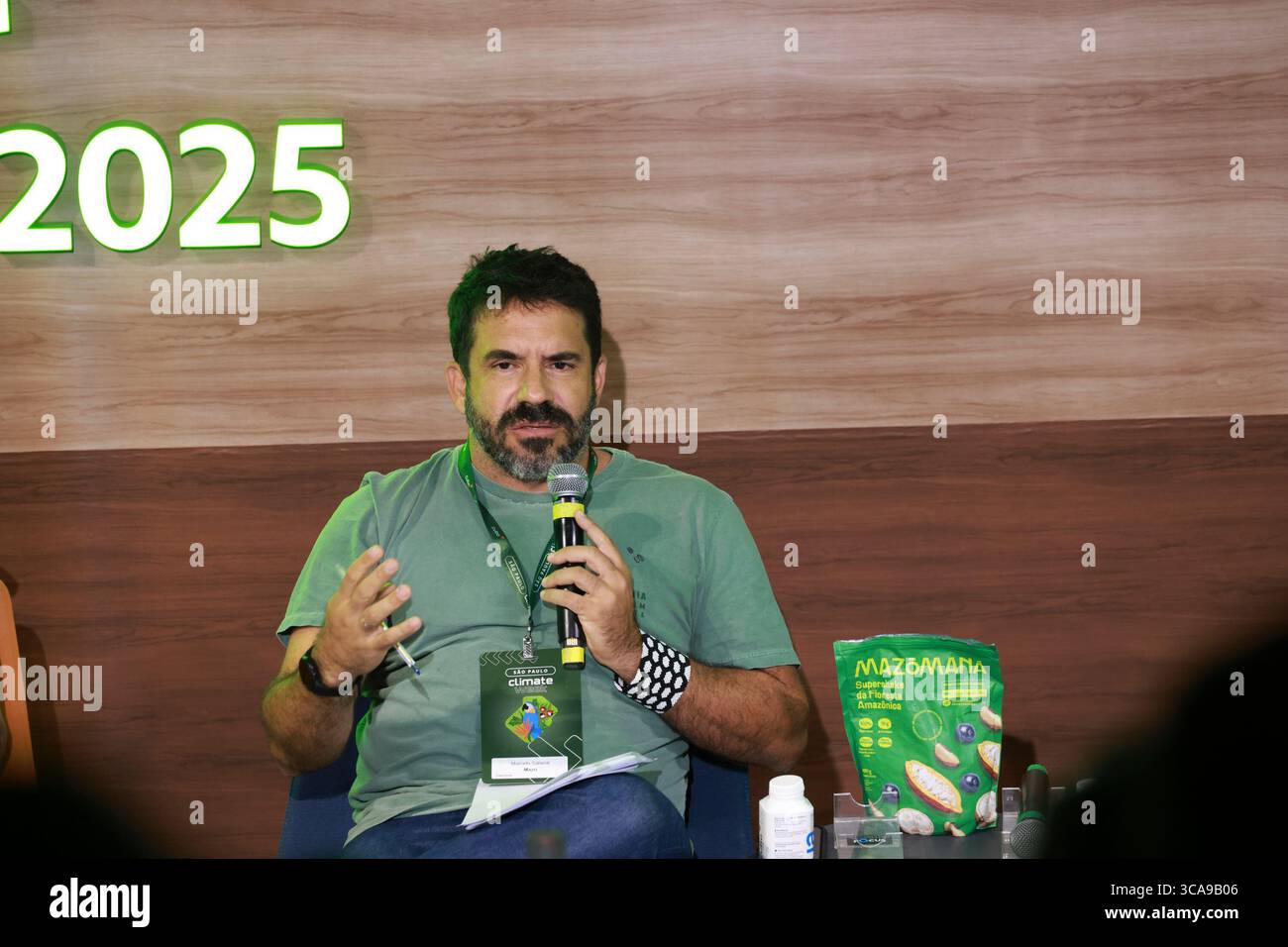 Sao Paulo, Sao Paulo, Brasilien. August 2025. Sao Paulo (SP), 08/06/2025 Ã¢â‚¬' Klimawoche/Cubo/SP/Panel: Marcelo Salazar (Mazo), während der Podiumsdiskussion von Investor zu Investor: Wie man die Bioökonomie im Amazonasgebiet ankurbelt. Die Veranstaltung findet vom 4. Bis 8. August 2025 statt. Unibanco und Cubo Itau halten sie zum zweiten Mal im Hauptsitz von Cubo Itau in Vila Olimpia, Sao Paulo, Sao Paulo, Sao Paulo, diesen Mittwoch, 6. August 2025. (Foto: Leco Viana/Thenews2/Zumapress) (Foto: © Leco Viana/TheNEWS2 via ZUMA Press Wire) NUR REDAKTIONELLE VERWENDUNG! Nicht für kommerzielle ZWECKE! Stockfoto
