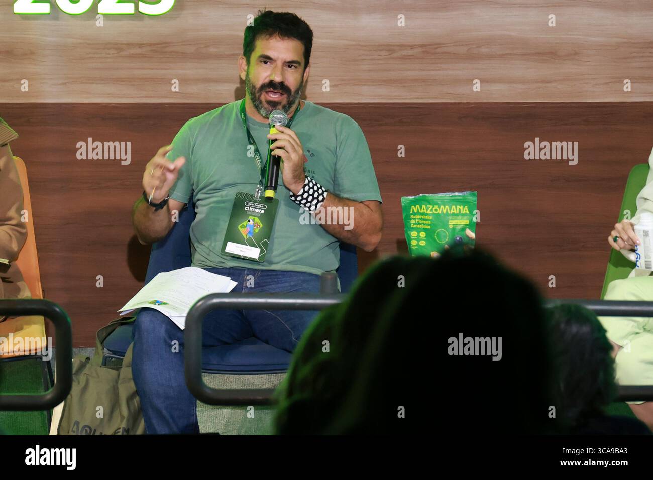 Sao Paulo, Sao Paulo, Brasilien. August 2025. Sao Paulo (SP), 08/06/2025 Ã¢â‚¬' Klimawoche/Cubo/SP/Panel: Marcelo Salazar (Mazo), während der Podiumsdiskussion von Investor zu Investor: Wie man die Bioökonomie im Amazonasgebiet ankurbelt. Die Veranstaltung findet vom 4. Bis 8. August 2025 statt. Unibanco und Cubo Itau halten sie zum zweiten Mal im Hauptsitz von Cubo Itau in Vila Olimpia, Sao Paulo, Sao Paulo, Sao Paulo, diesen Mittwoch, 6. August 2025. (Foto: Leco Viana/Thenews2/Zumapress) (Foto: © Leco Viana/TheNEWS2 via ZUMA Press Wire) NUR REDAKTIONELLE VERWENDUNG! Nicht für kommerzielle ZWECKE! Stockfoto