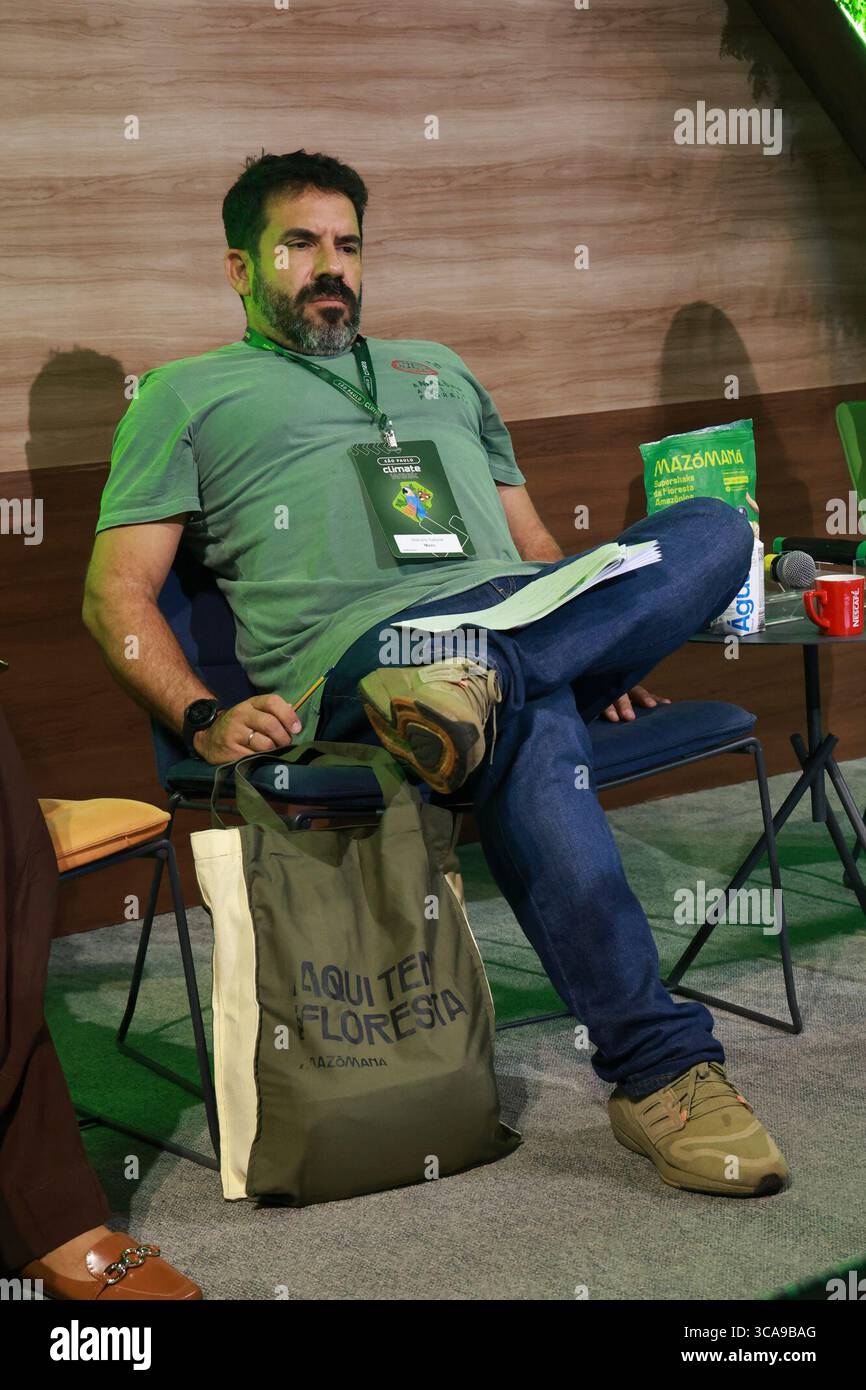 Sao Paulo, Sao Paulo, Brasilien. August 2025. Sao Paulo (SP), 08/06/2025 Ã¢â‚¬' Klimawoche/Cubo/SP/Panel: Marcelo Salazar (Mazo), während der Podiumsdiskussion von Investor zu Investor: Wie man die Bioökonomie im Amazonasgebiet ankurbelt. Die Veranstaltung findet vom 4. Bis 8. August 2025 statt. Unibanco und Cubo Itau halten sie zum zweiten Mal im Hauptsitz von Cubo Itau in Vila Olimpia, Sao Paulo, Sao Paulo, Sao Paulo, diesen Mittwoch, 6. August 2025. (Foto: Leco Viana/Thenews2/Zumapress) (Foto: © Leco Viana/TheNEWS2 via ZUMA Press Wire) NUR REDAKTIONELLE VERWENDUNG! Nicht für kommerzielle ZWECKE! Stockfoto