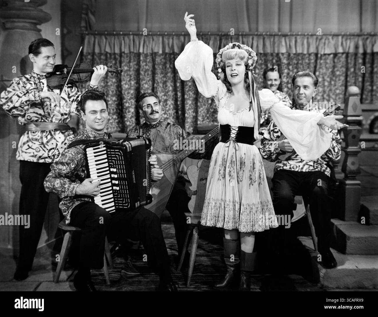 19. Oktober 2022: Gertrude Niesen, am Set des Films, „He's My Guy“, Universal Pictures, 1943 (Credit Image: © JT Vintage/Glasshouse via ZUMA Press Wire) Stockfoto