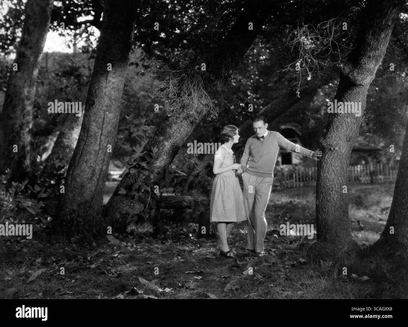 29. November 2022: Dolores Costello, Conrad Nagel, am Set des Films, „Tenderloin“, Warner Bros., 1928 (Bild: © JT Vintage/Glasshouse Via ZUMA Press Wire) Stockfoto
