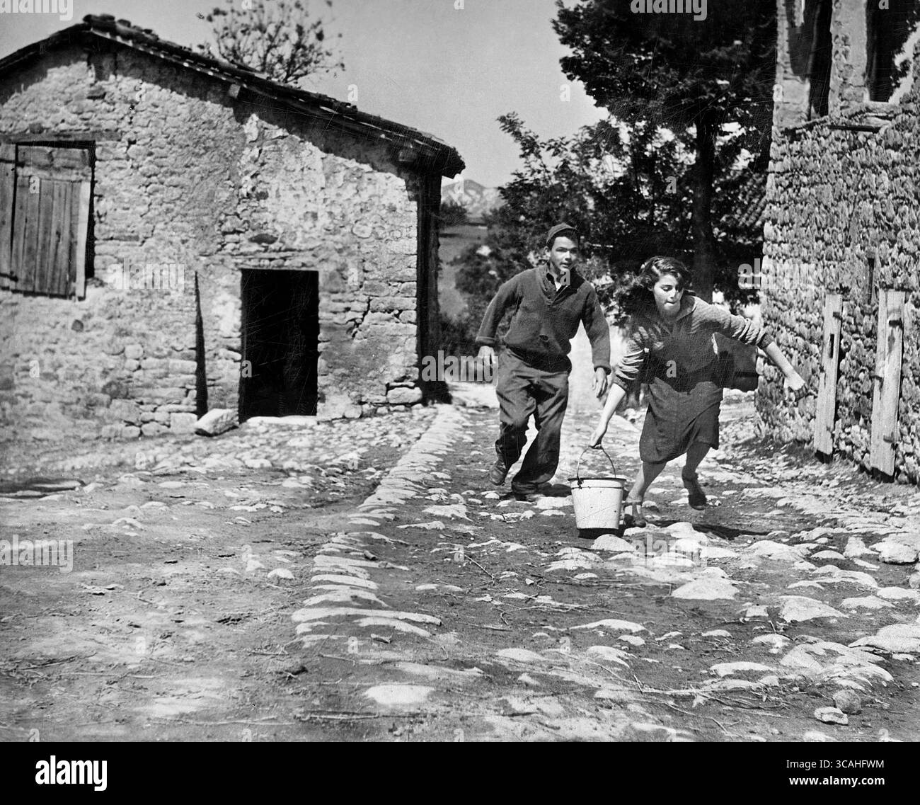 Dezember 2022: Pier Angeli, am Set des Films, „Teresa“, MGM, Loew's Inc., 1951 (Bild: © JT Vintage/Glasshouse Via ZUMA Press Wire) Stockfoto
