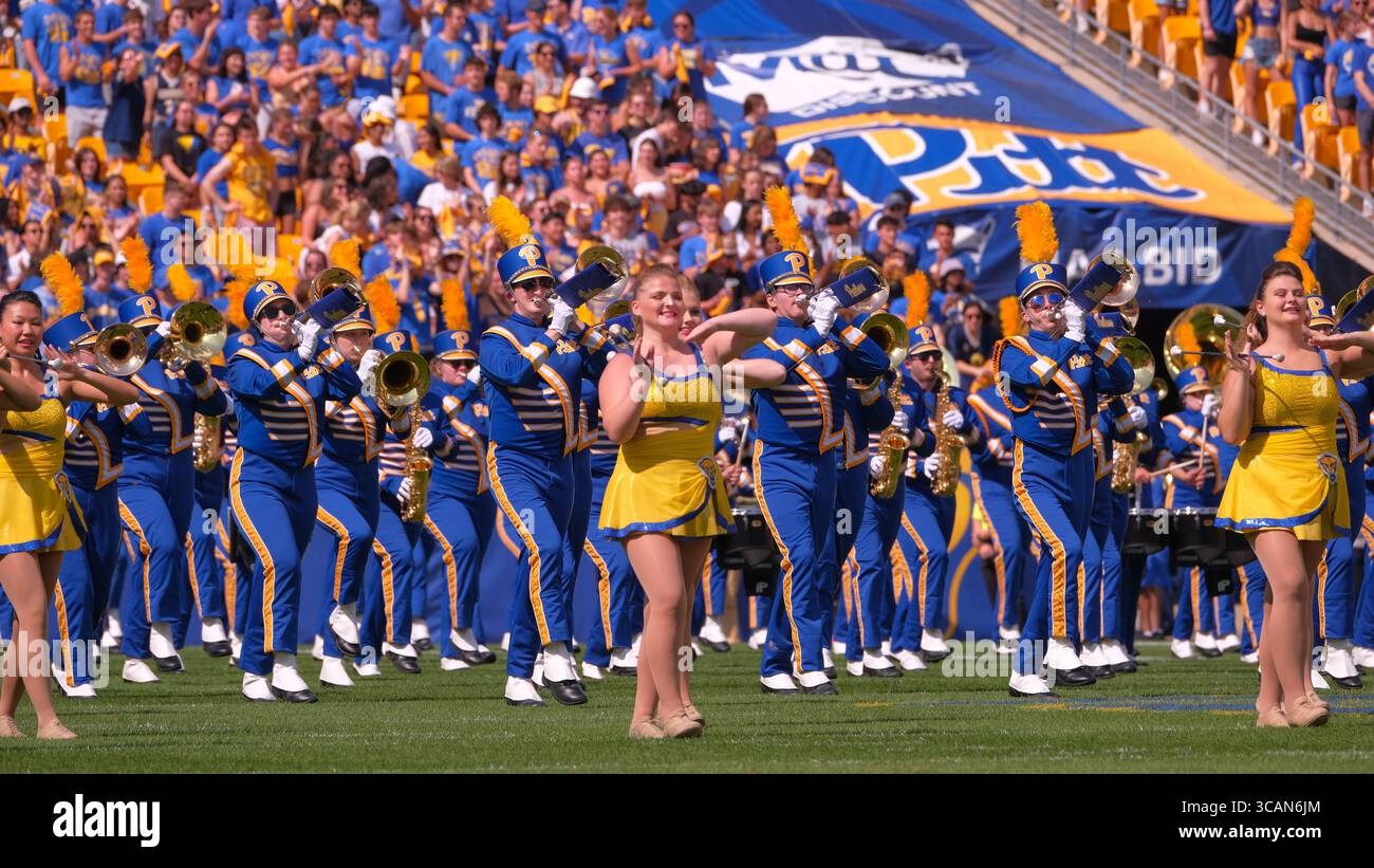 SEPTEMBER 2023: Pitt Band während der Pitt Panthers vs Wofford Terriers in Pittsburgh, PA. Jason Pohuski/CSM (Foto: © Jason Pohuski/CSM via ZUMA Press Wire) Stockfoto
